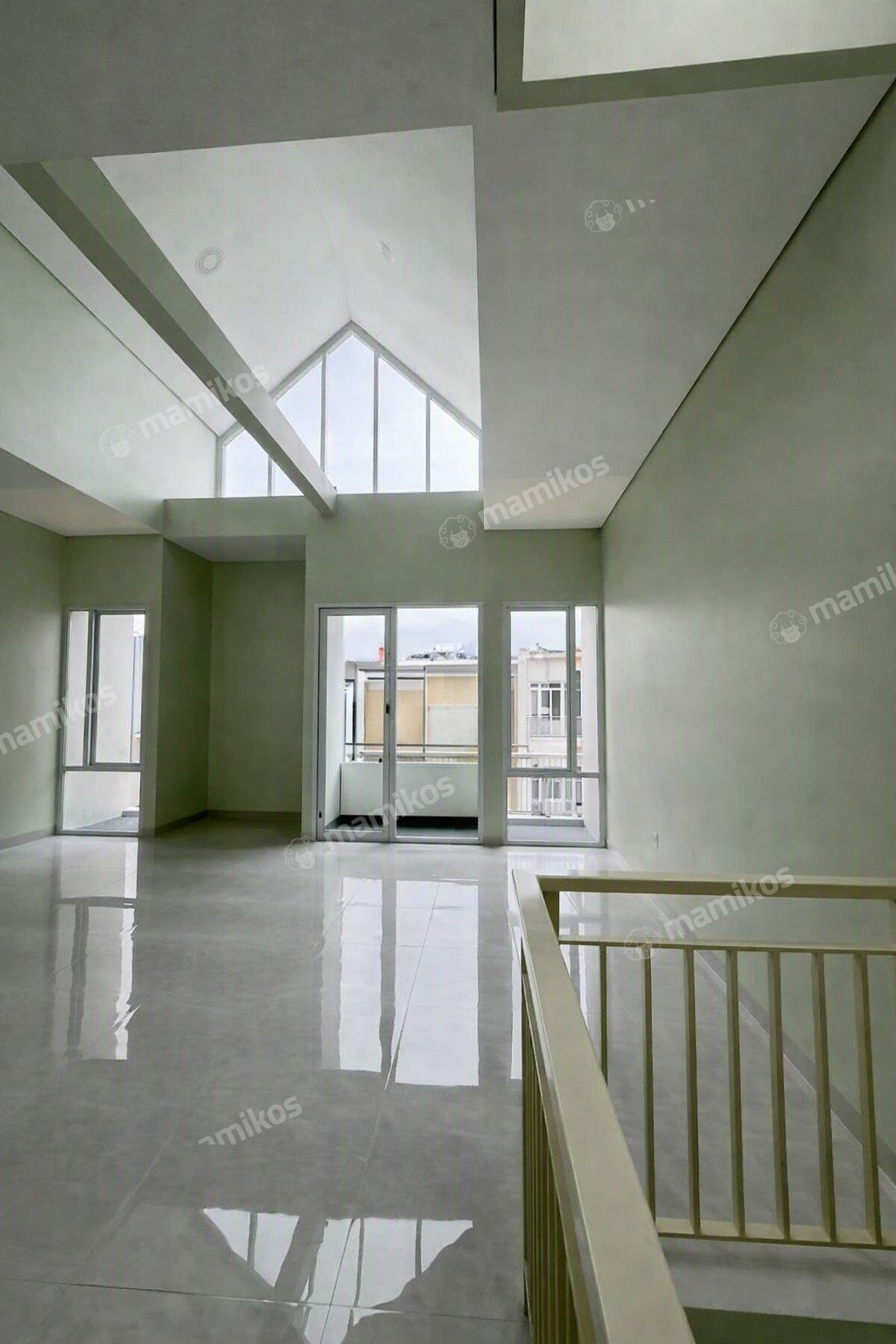 Rumah Sertifikat SHM 4 Kamar Tidur 3 Kamar Mandi Kelapa Gading Jakarta Utara - Photo 3