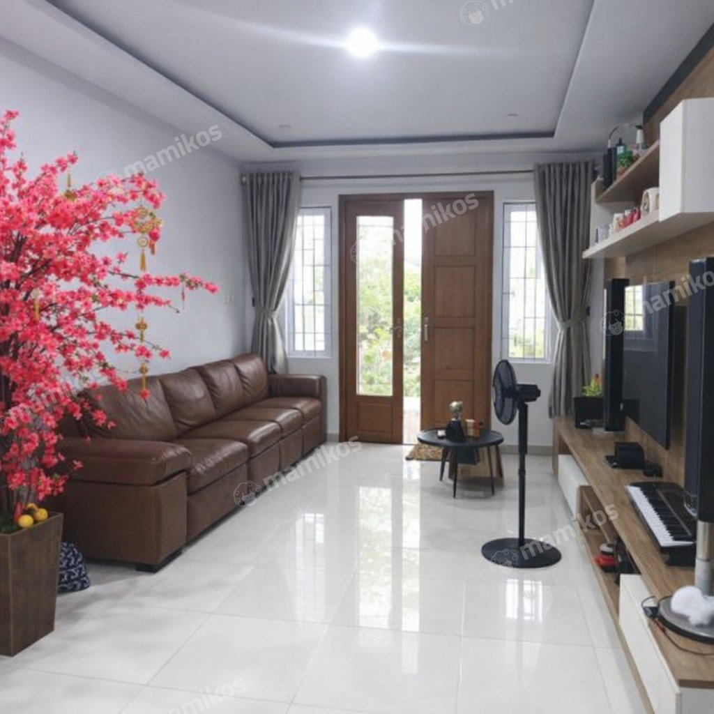 Rumah Sertifikat HGB 5 Kamar Tidur 5 Kamar Mandi Permata Buana Jakarta Barat - Photo 3
