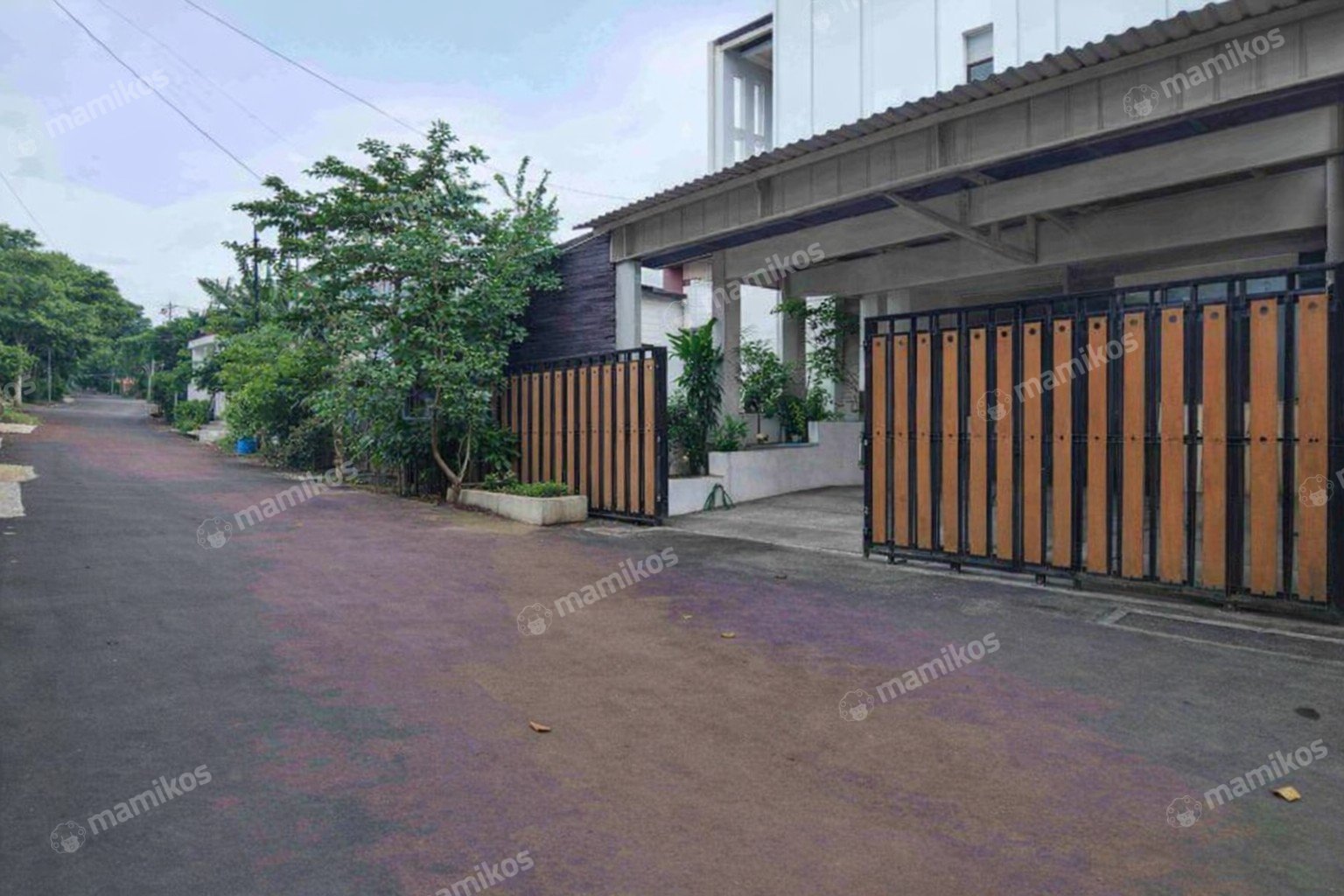 Rumah Sertifikat SHM 5 Kamar Tidur 4 Kamar Mandi Cilangkap Jakarta Timur