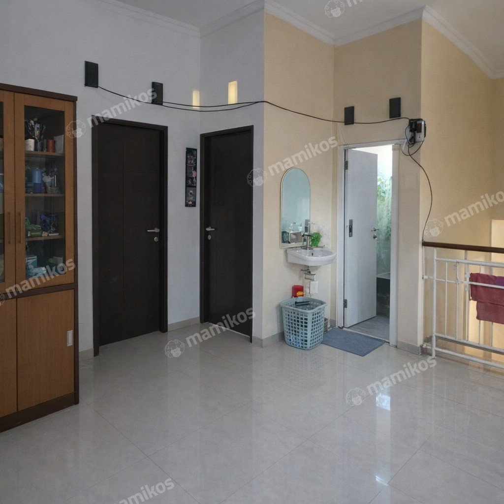 Rumah Sertifikat SHM 6 Kamar Tidur 4 Kamar Mandi Kampung Rambutan Jakarta Timur - Photo 5