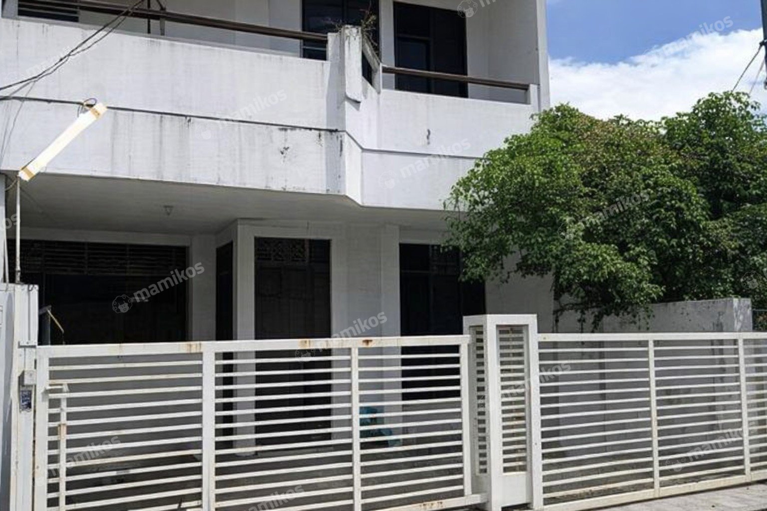 Rumah Sertifikat SHM 3 Kamar Tidur 2 Kamar Mandi Kedoya Jakarta Barat