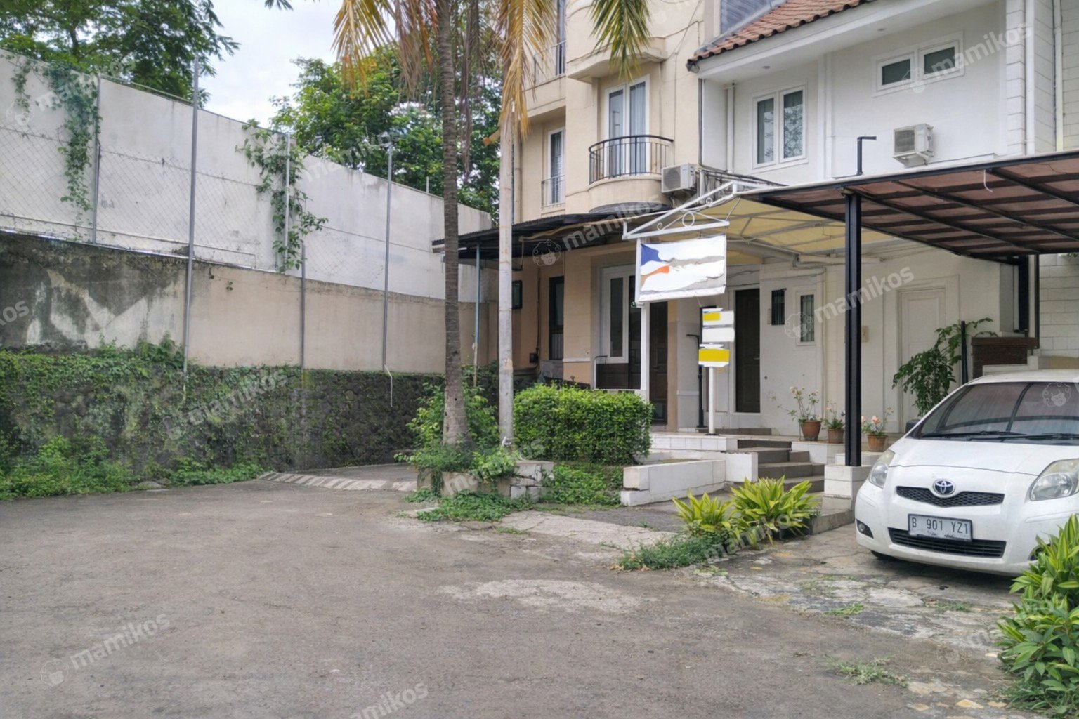 Rumah Sertifikat SHM 3 Kamar Tidur 2 Kamar Mandi Lebak Bulus Jakarta Selatan