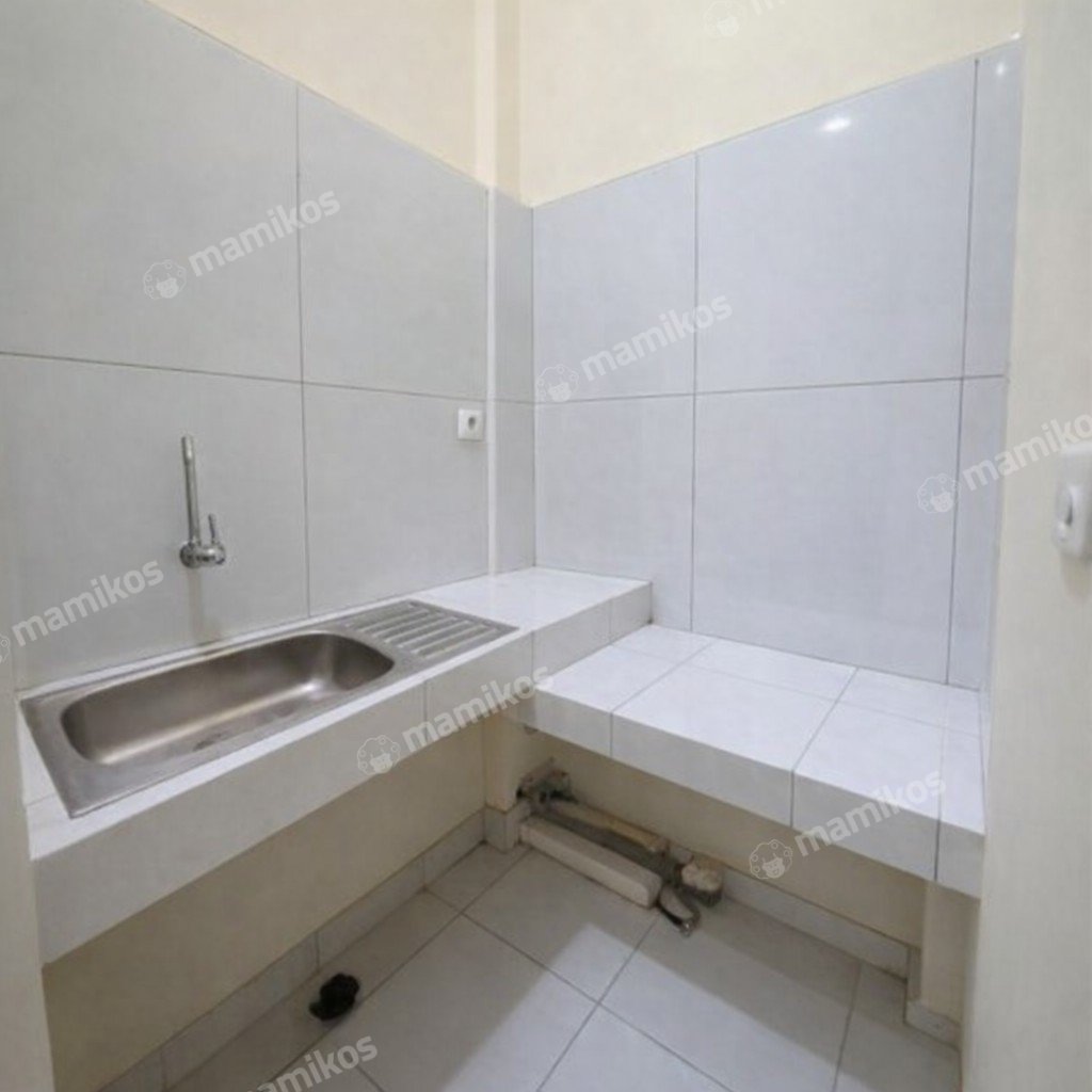 Rumah Sertifikat SHM 4 Kamar Tidur 4 Kamar Mandi Tanjung Duren Jakarta Barat - Photo 5