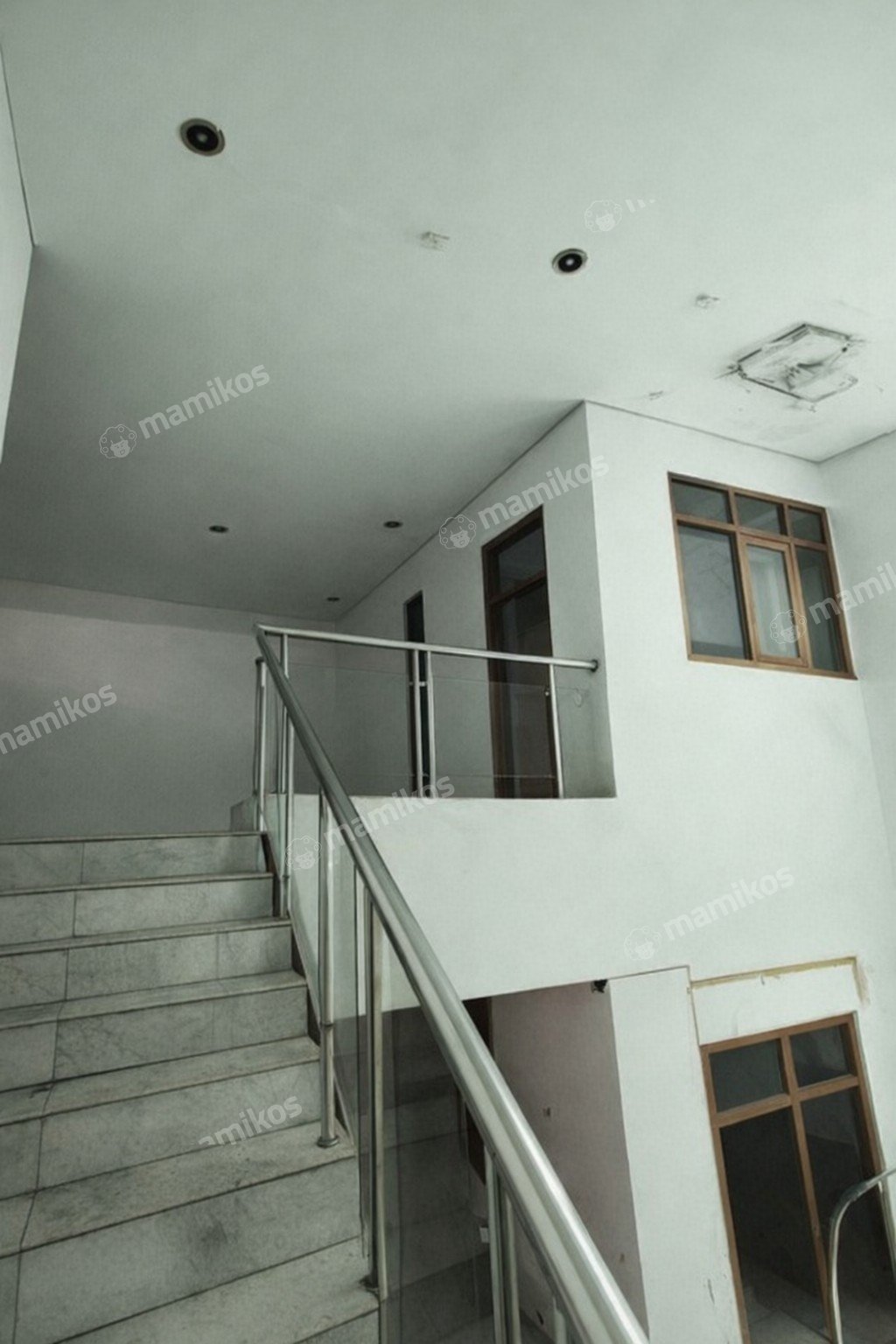 Rumah Sertifikat SHM 4 Kamar Tidur 4 Kamar Mandi Green garden Jakarta Barat - Photo 2
