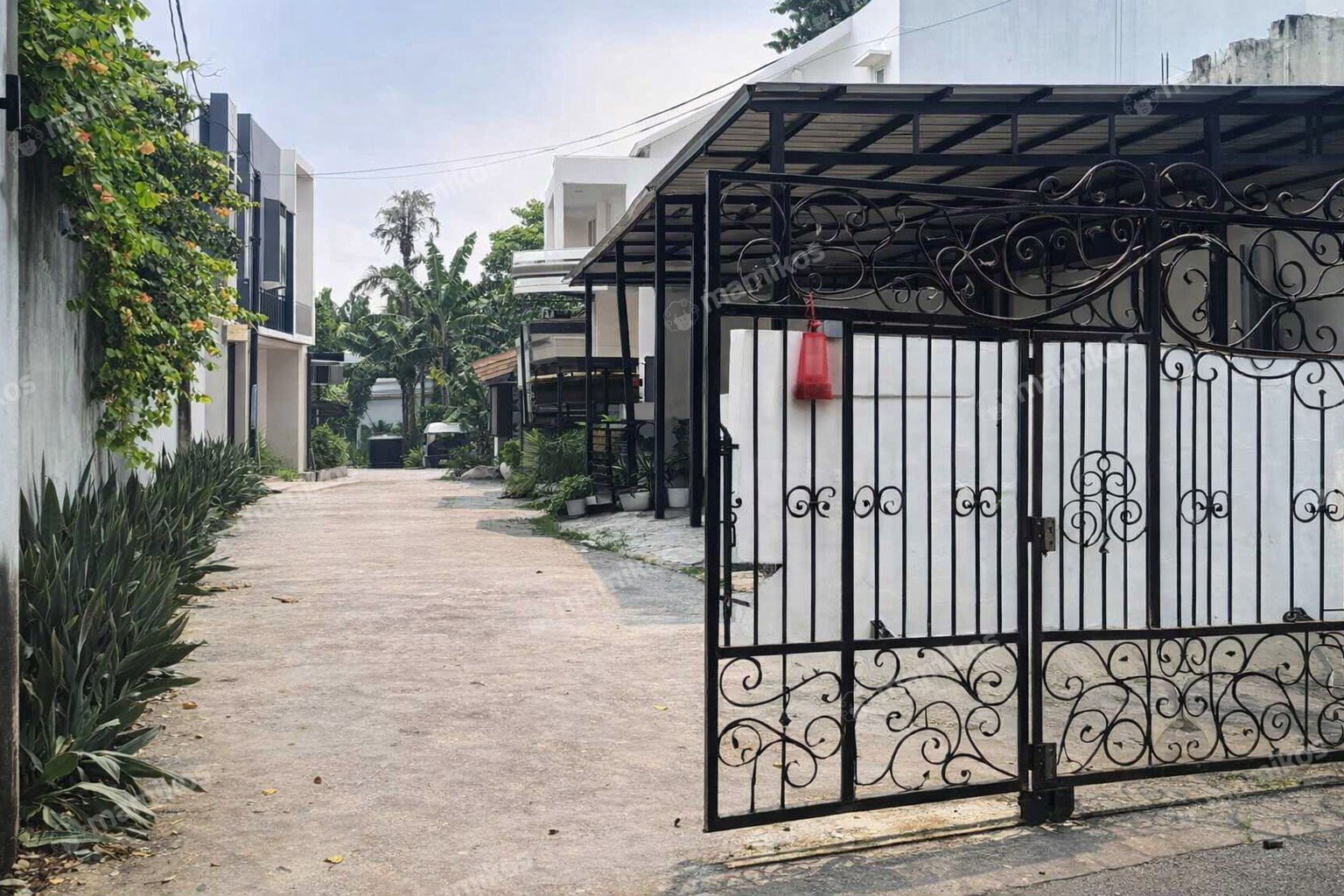 Rumah Sertifikat SHM 4 Kamar Tidur 2 Kamar Mandi Bintaro Jakarta Selatan