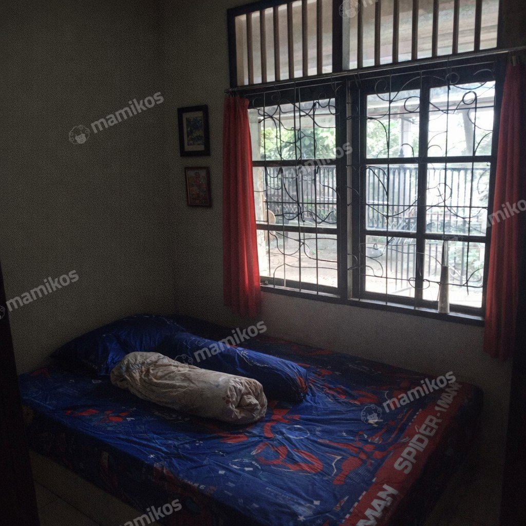 Rumah Sertifikat SHM 3 Kamar Tidur 2 Kamar Mandi Duren Sawit Jakarta Timur - Photo 5