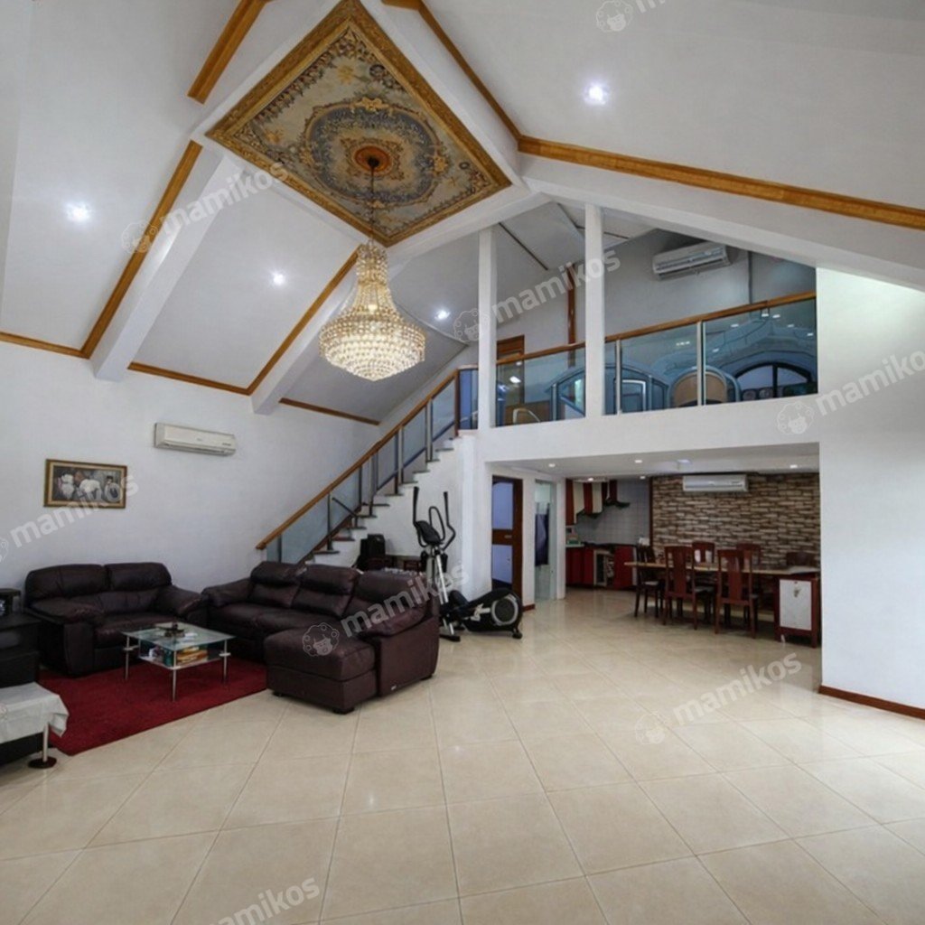 Rumah Sertifikat SHM 4 Kamar Tidur 4 Kamar Mandi Jatiwaringin Jakarta Timur - Photo 2