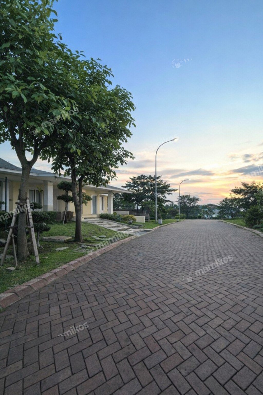 Rumah Sertifikat SHM 3 Kamar Tidur 3 Kamar Mandi Metland Puri Jakarta Barat - Photo 4