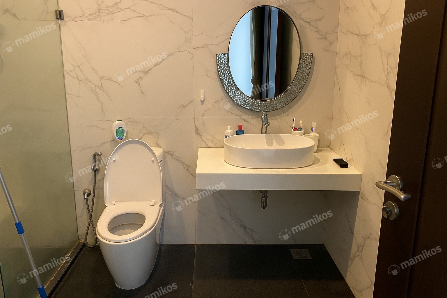 Rumah Sertifikat SHM 4 Kamar Tidur 3 Kamar Mandi Pulomas Jakarta Timur - Photo 3