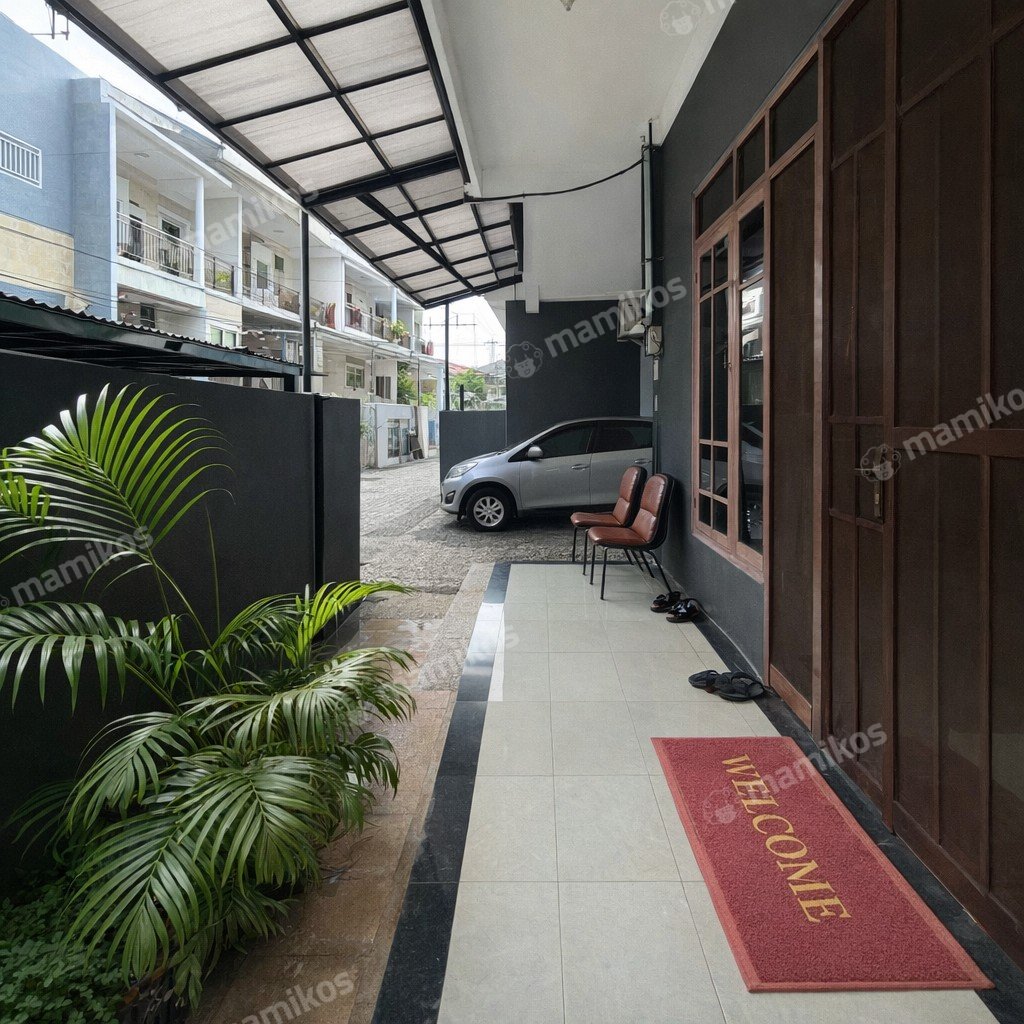 Rumah Sertifikat SHM 4 Kamar Tidur 3 Kamar Mandi Taman Ratu Jakarta Barat - Photo 2