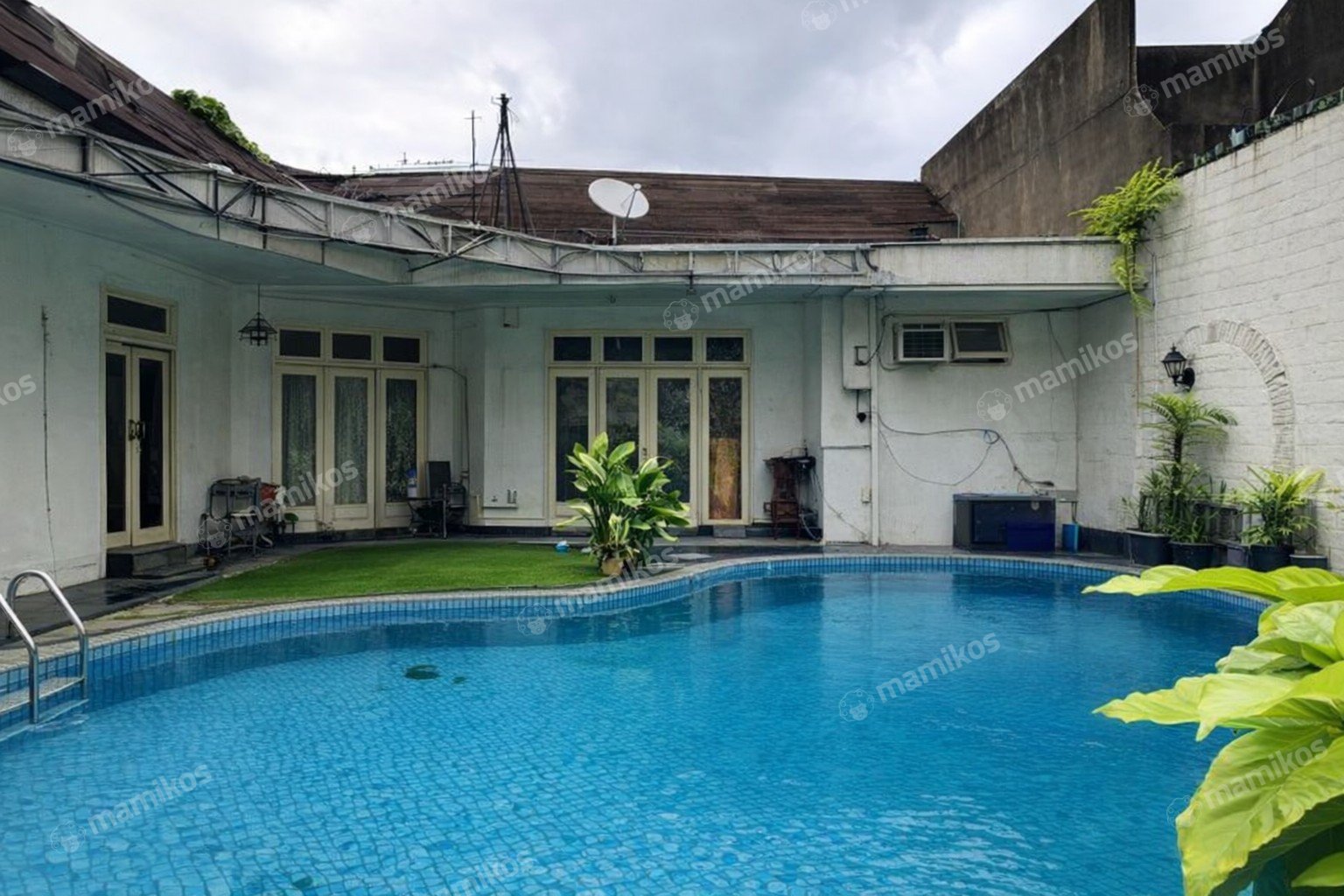 Rumah Sertifikat SHM 4 Kamar Tidur 4 Kamar Mandi Kebayoran Baru Jakarta Selatan