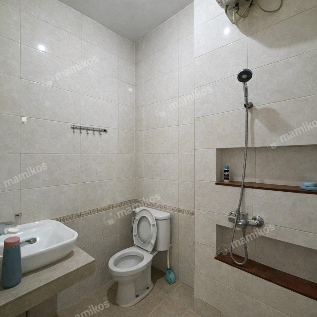 Rumah Sertifikat SHM 6 Kamar Tidur 6 Kamar Mandi Kelapa Gading Jakarta Utara - Photo 3