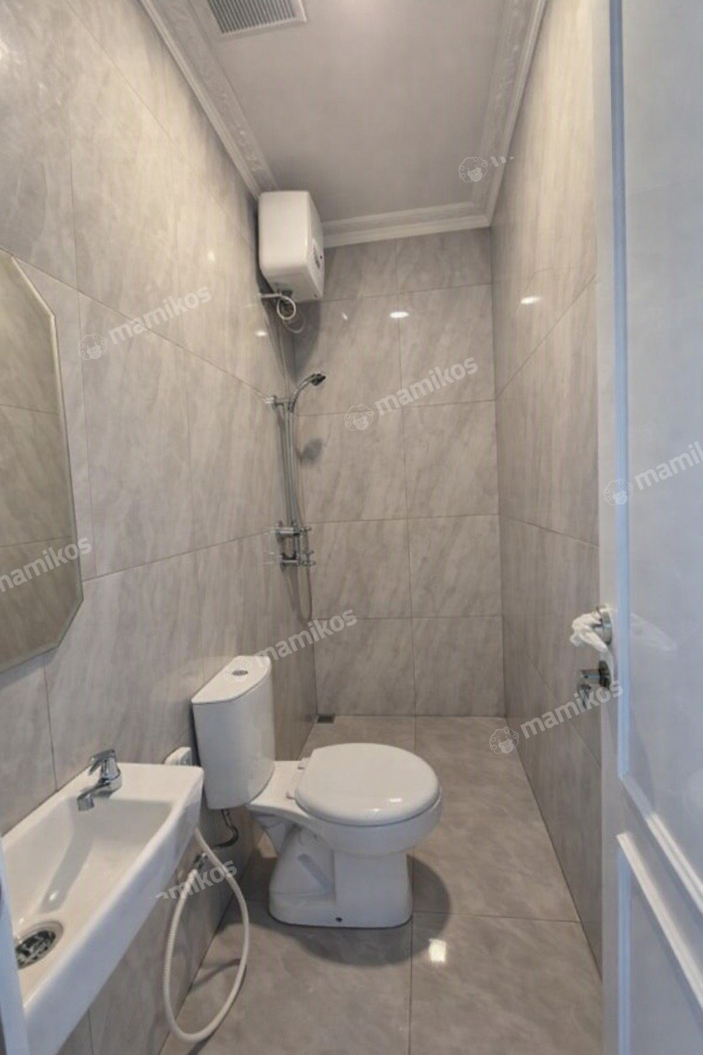 Rumah Sertifikat SHM 3 Kamar Tidur 2 Kamar Mandi Sunter Jakarta Utara - Photo 2