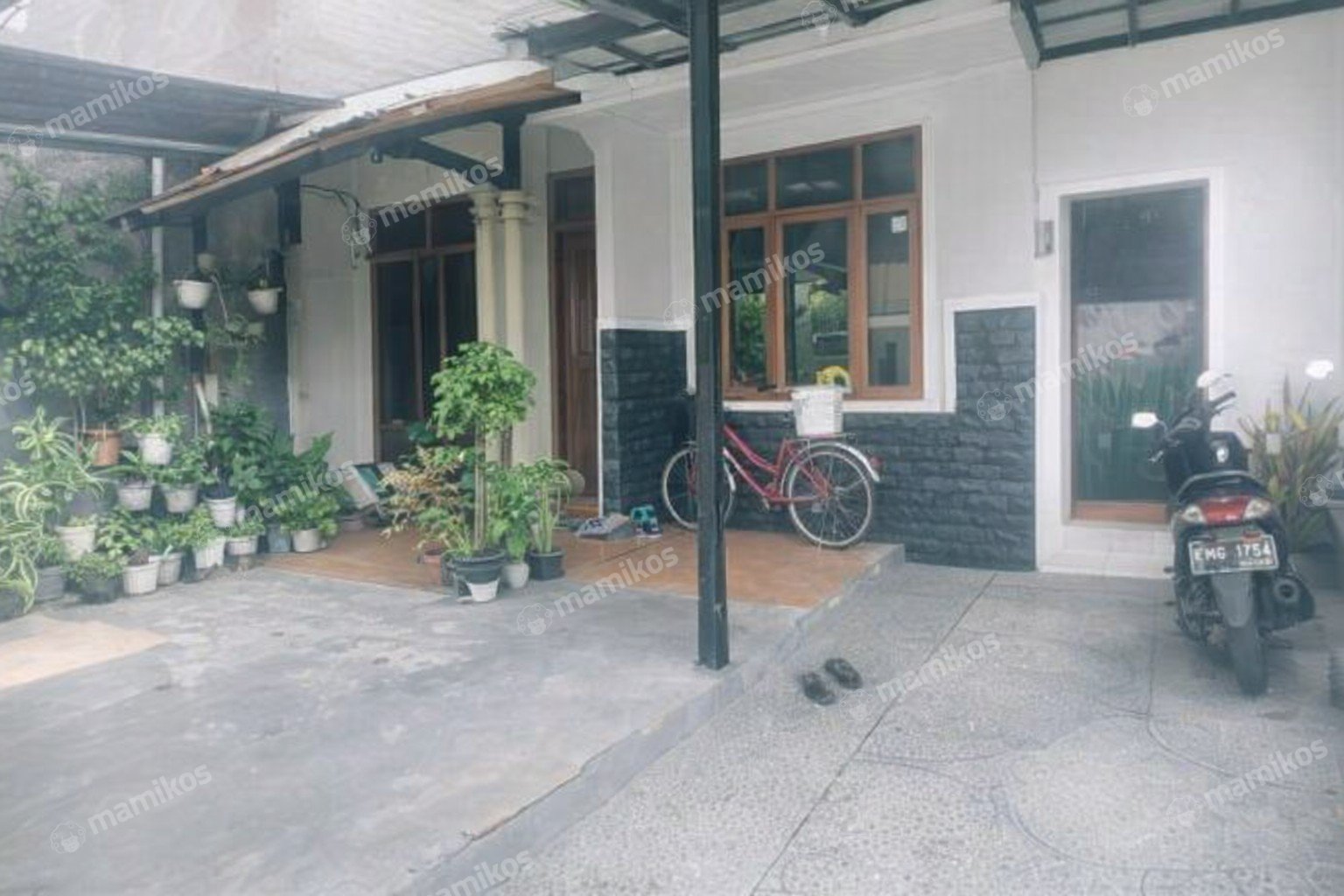 Rumah Sertifikat SHM 3 Kamar Tidur 2 Kamar Mandi Metland Puri Jakarta Barat