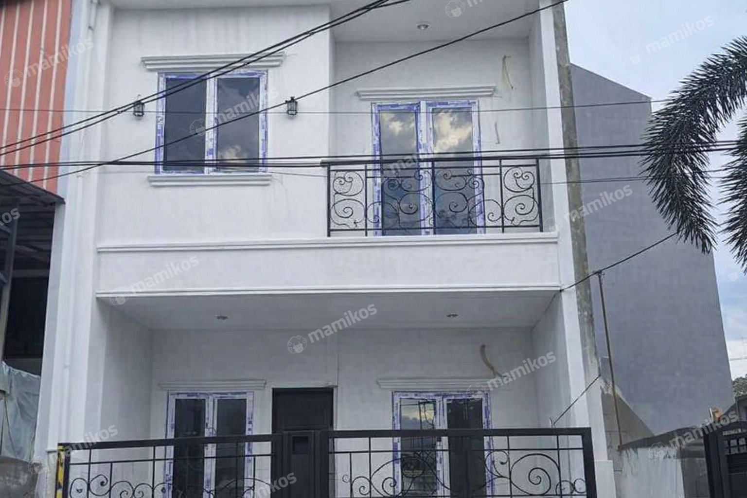 Rumah Sertifikat SHM 3 Kamar Tidur 3 Kamar Mandi Kepa Duri Jakarta Barat