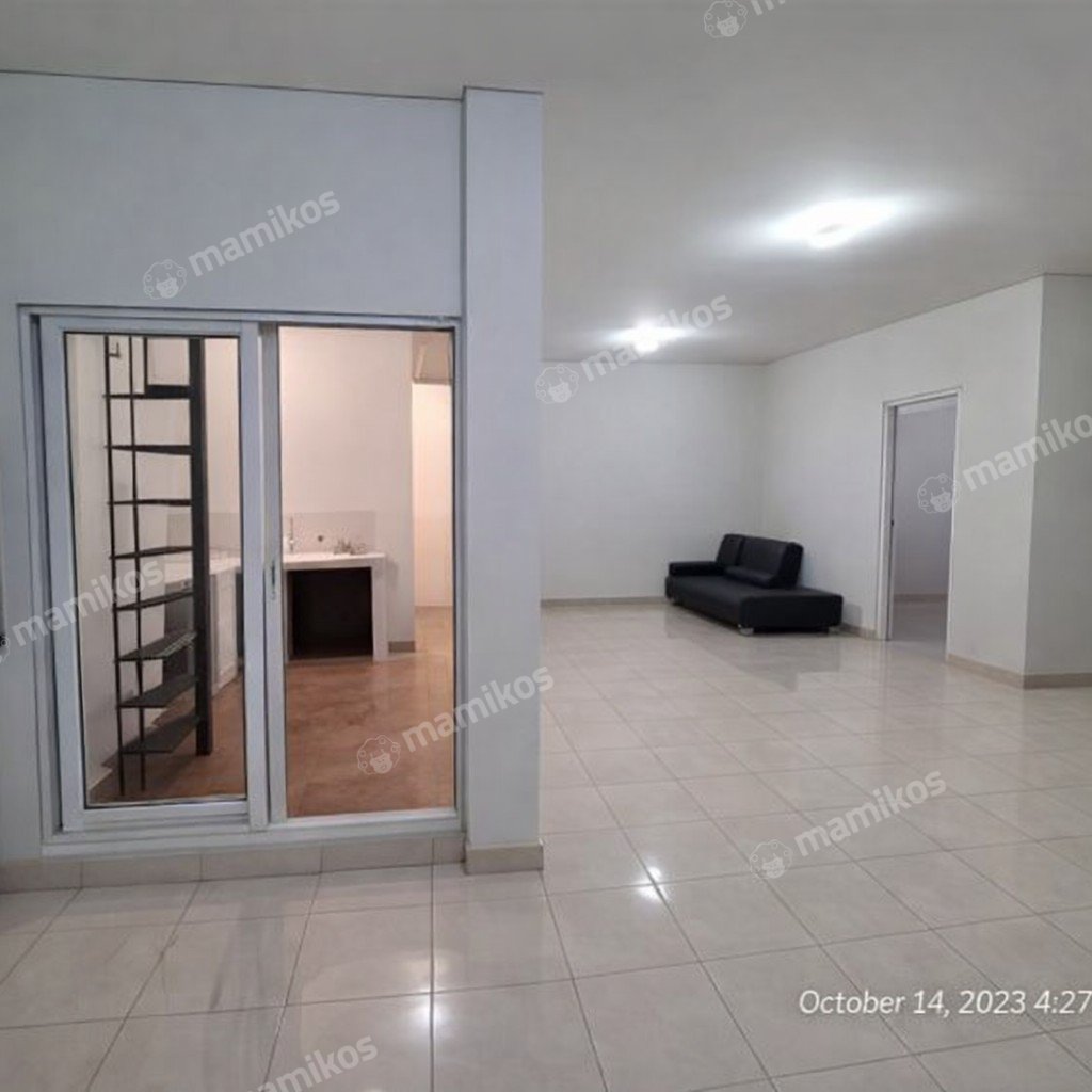 Rumah Sertifikat SHM 3 Kamar Tidur 3 Kamar Mandi Raffles Hills Jakarta Timur - Photo 2