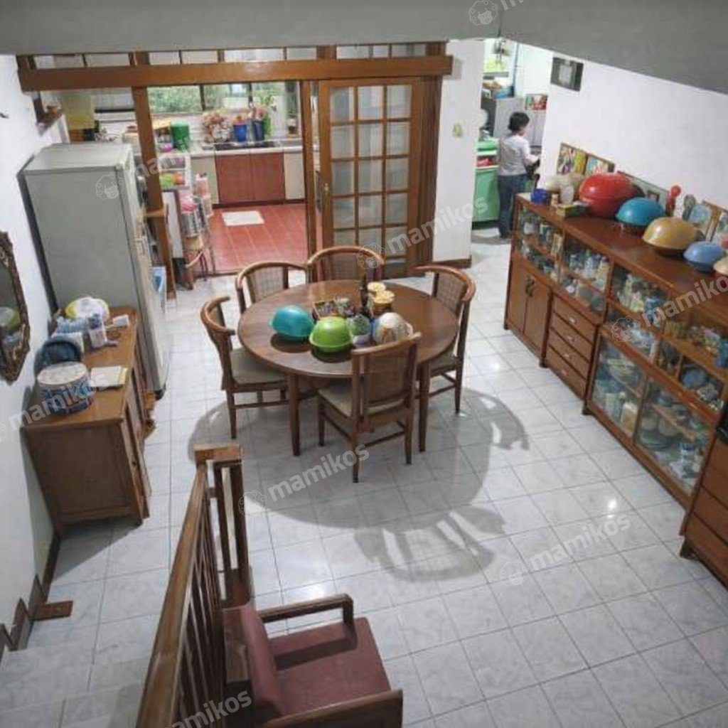 Rumah Sertifikat SHM 5 Kamar Tidur 4 Kamar Mandi Tanjung Duren Jakarta Barat - Photo 2