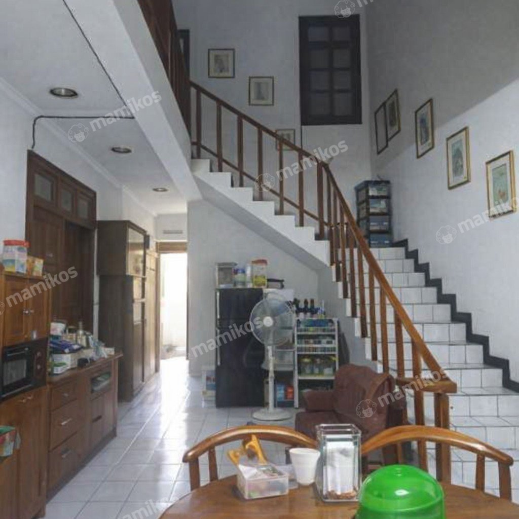 Rumah Sertifikat SHM 5 Kamar Tidur 4 Kamar Mandi Tanjung Duren Jakarta Barat - Photo 3