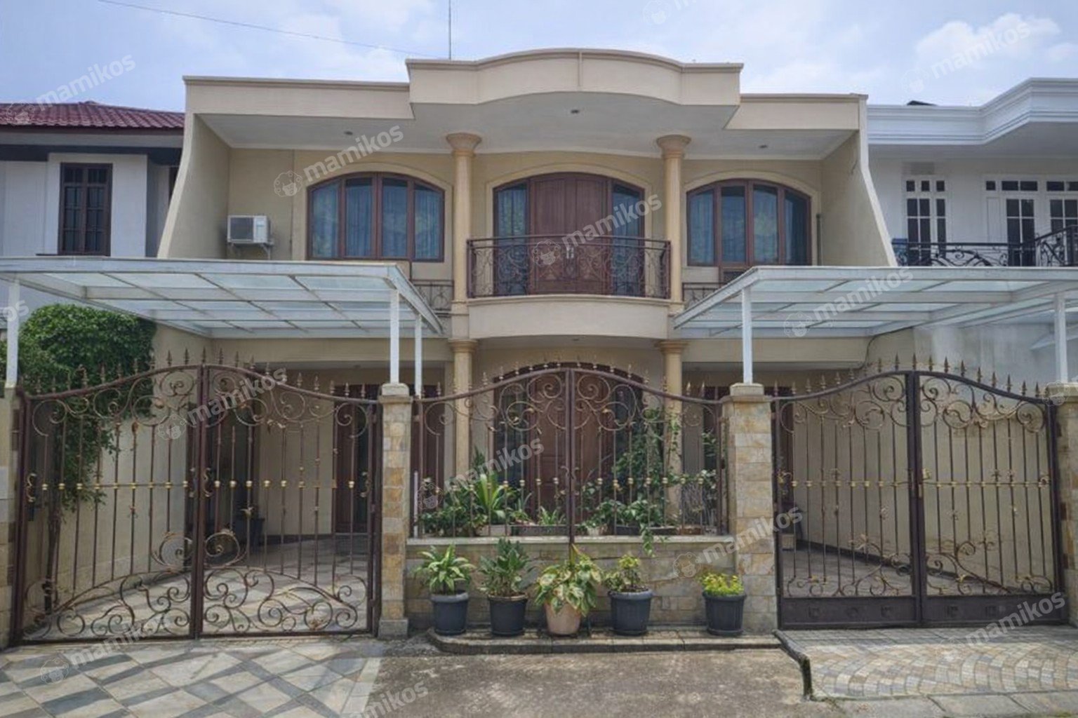 Rumah Sertifikat SHM 5 Kamar Tidur 3 Kamar Mandi Kelapa Gading Jakarta Utara