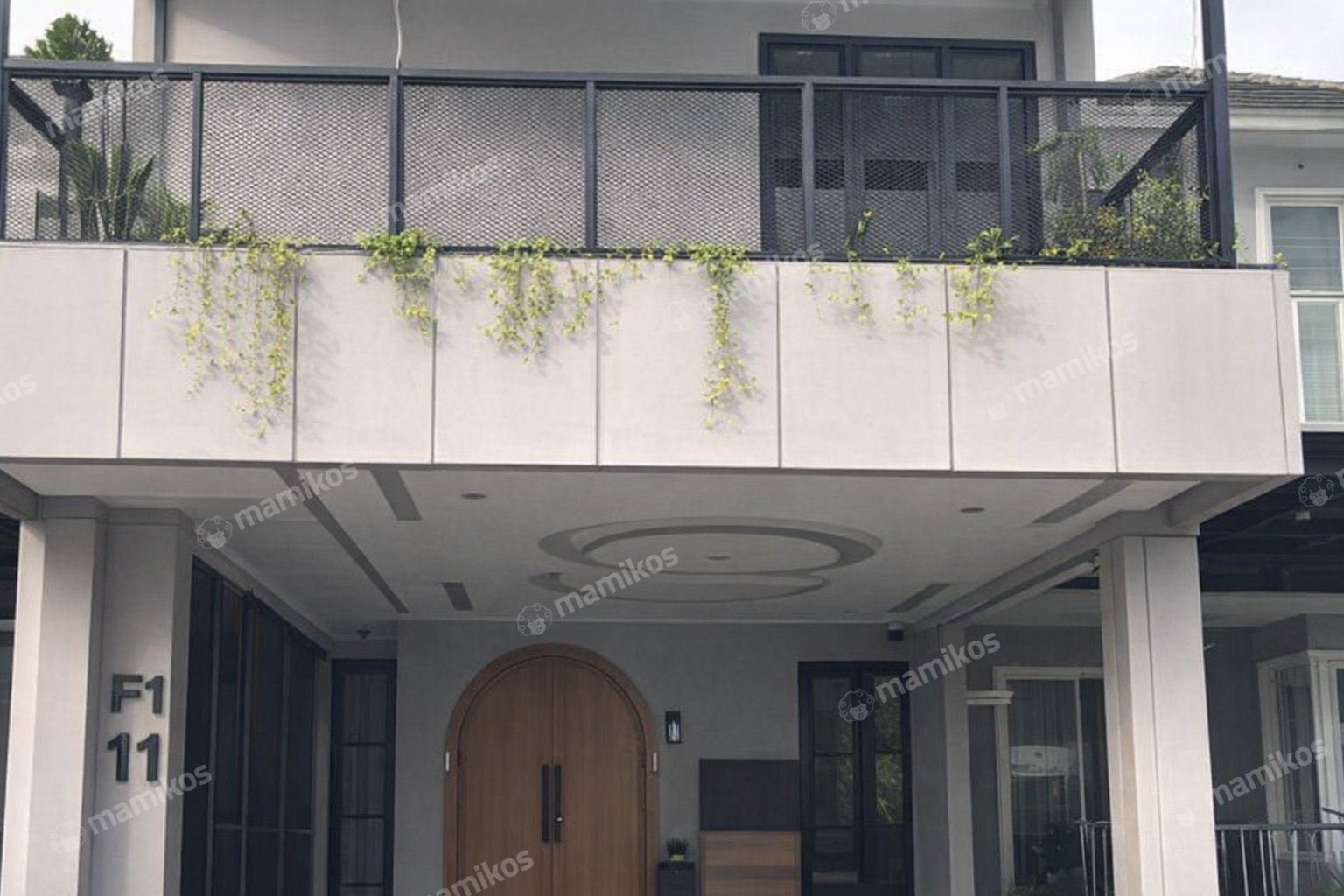 Rumah Sertifikat SHM 5 Kamar Tidur 4 Kamar Mandi Daan Mogot Jakarta Barat