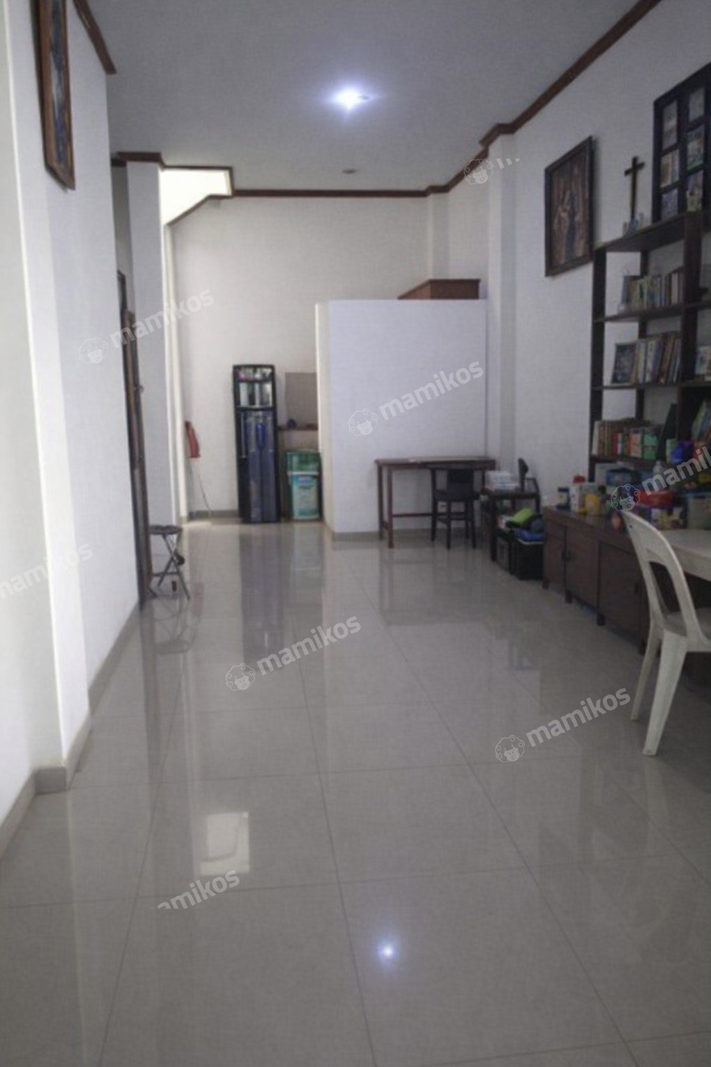 Rumah Sertifikat SHM 3 Kamar Tidur 3 Kamar Mandi Taman Ratu Jakarta Barat - Photo 2