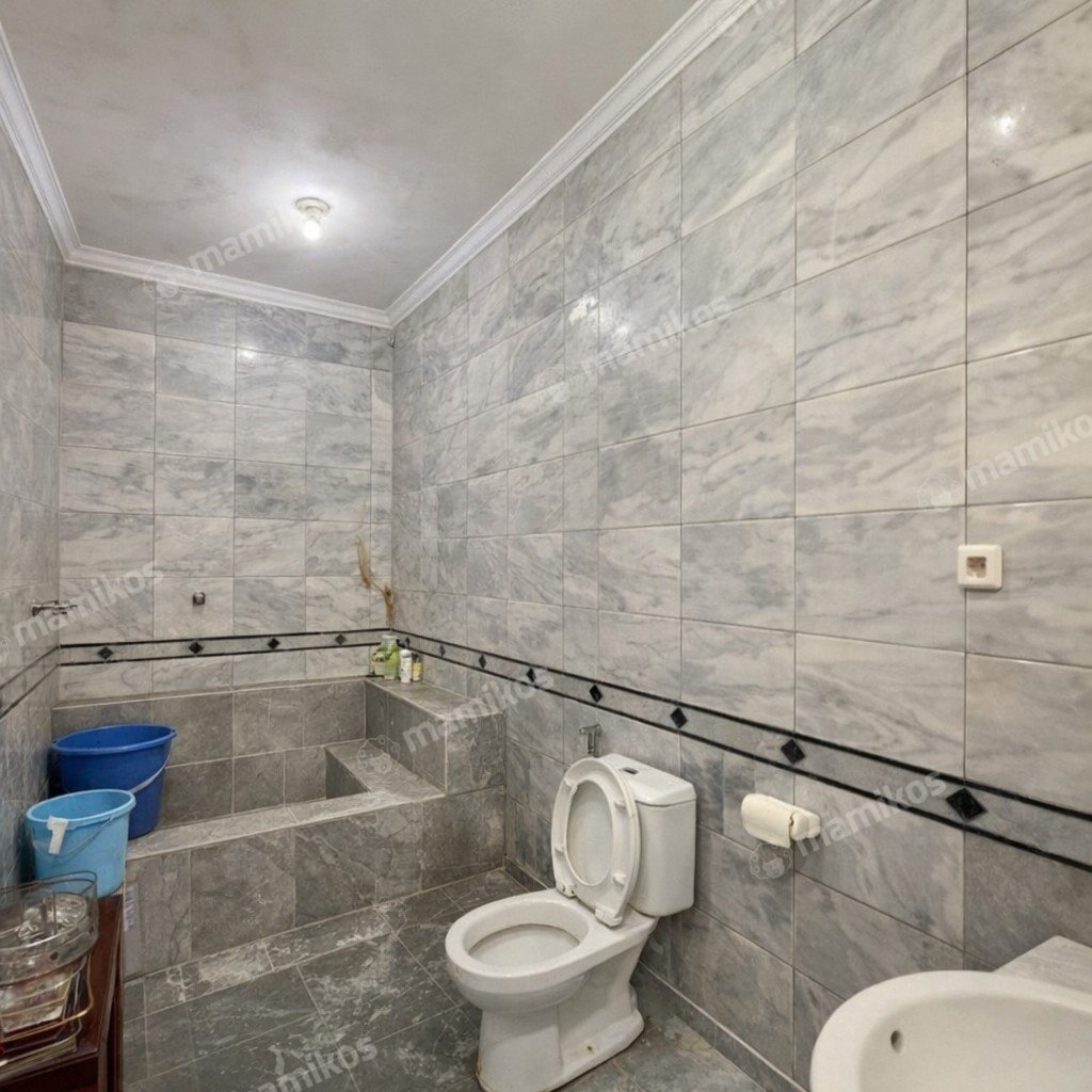 Rumah Sertifikat SHM 3 Kamar Tidur 3 Kamar Mandi Kemang Jakarta Selatan - Photo 4