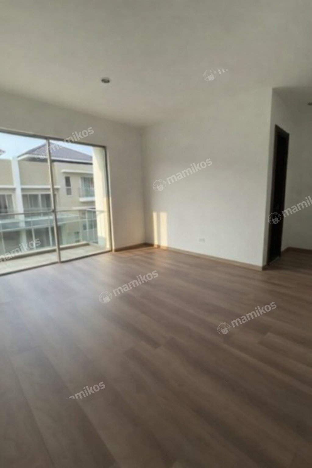 Rumah Sertifikat PPJB 4 Kamar Tidur 5 Kamar Mandi Golf Island Jakarta Utara - Photo 2