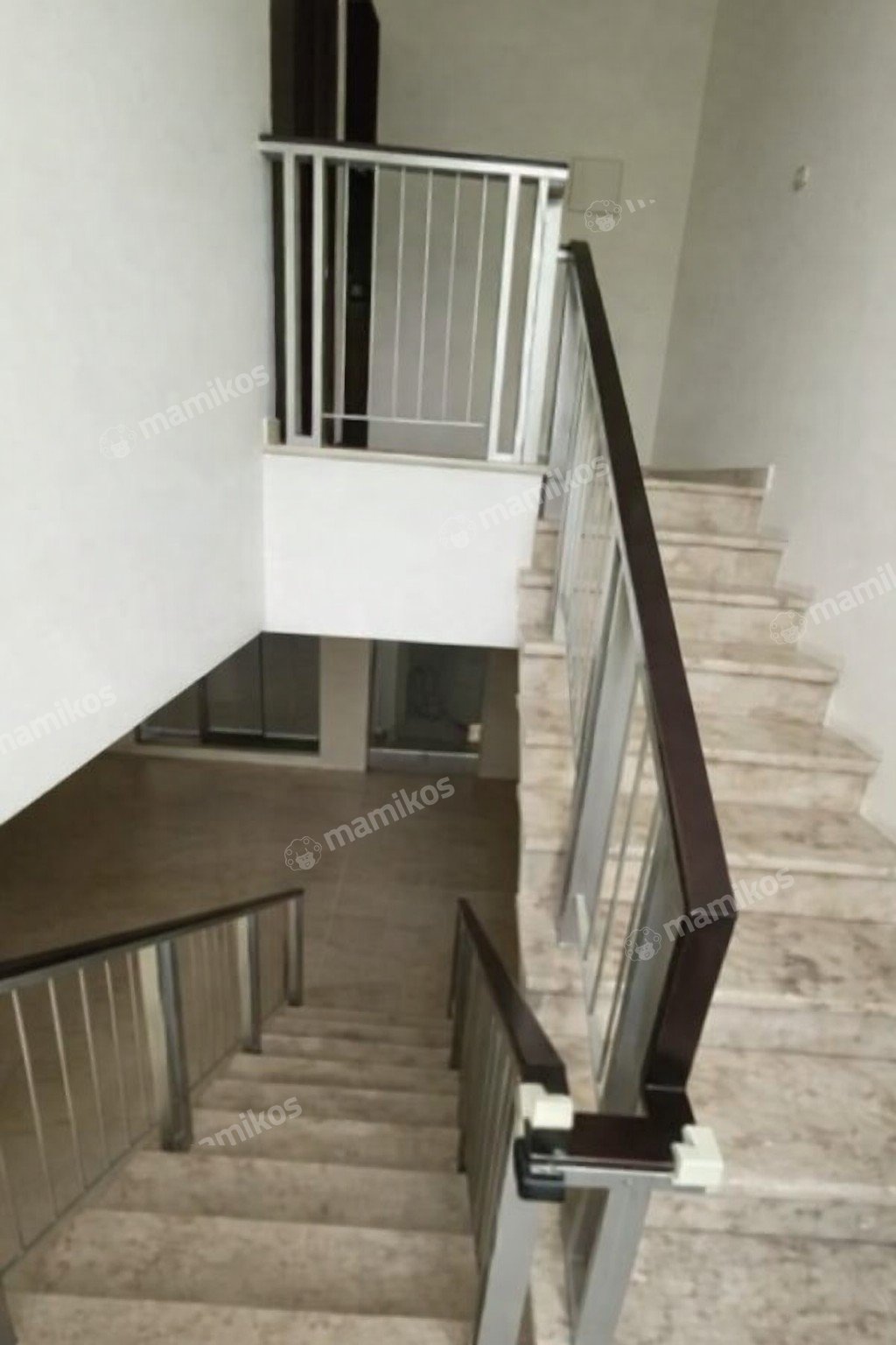 Rumah Sertifikat PPJB 4 Kamar Tidur 5 Kamar Mandi Golf Island Jakarta Utara - Photo 3
