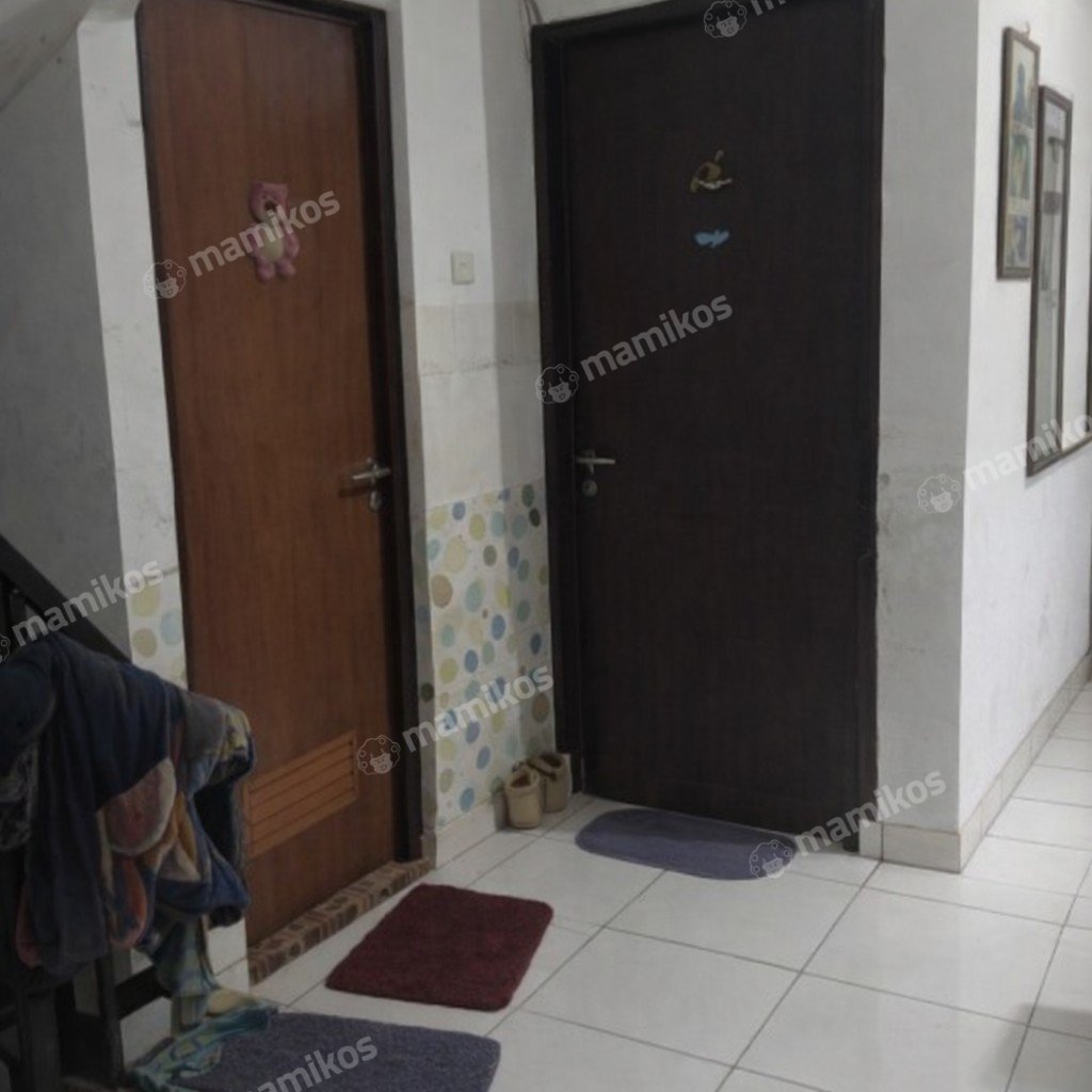 Rumah Sertifikat SHM 2 Kamar Tidur 2 Kamar Mandi Duri Kosambi Jakarta Barat - Photo 2