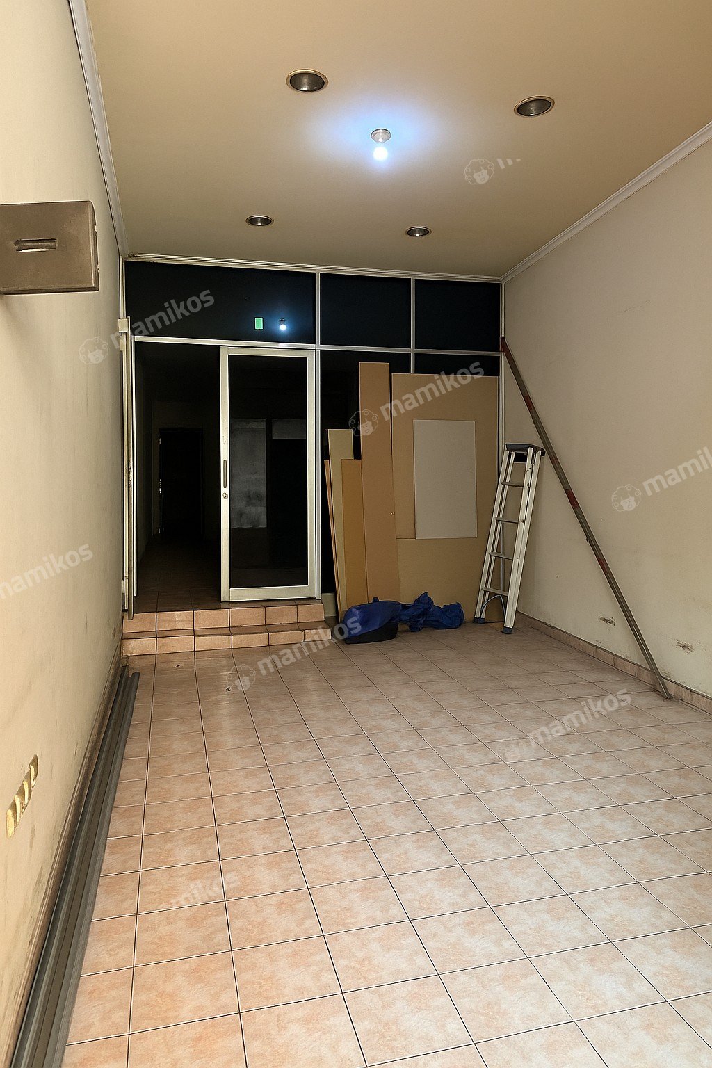 Rumah Sertifikat SHM 3 Kamar Tidur 3 Kamar Mandi Permata Buana Jakarta Barat - Photo 4