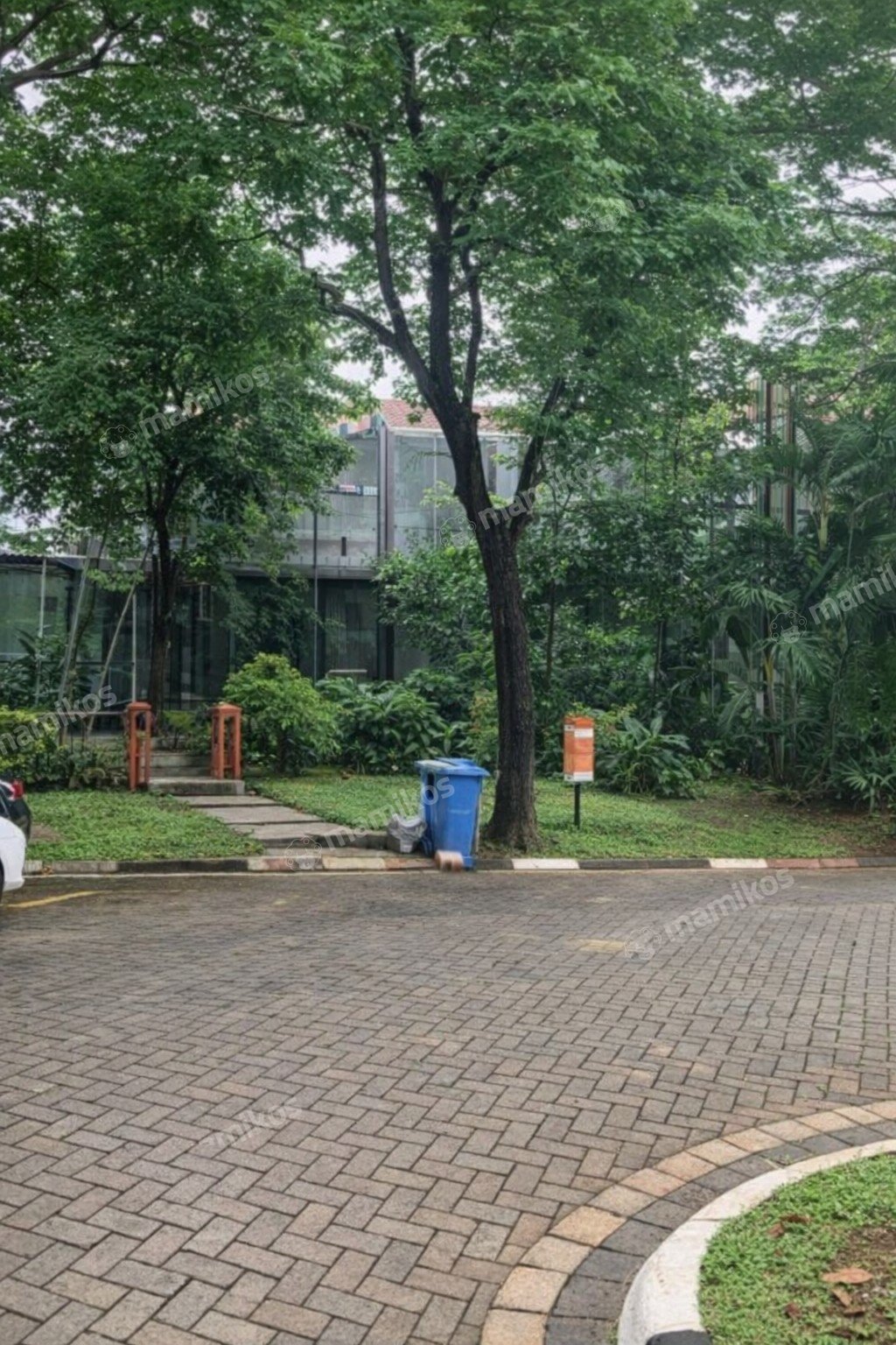 Rumah Sertifikat SHM 3 Kamar Tidur 2 Kamar Mandi Green Lake City Jakarta Barat - Photo 3