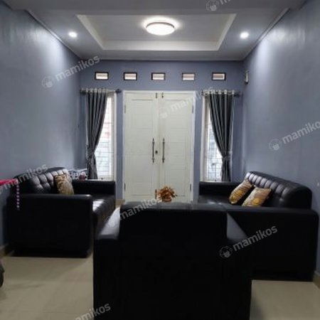 Rumah Sertifikat SHM 3 Kamar Tidur 3 Kamar Mandi Summarecon Bekasi Bekasi - Photo 2