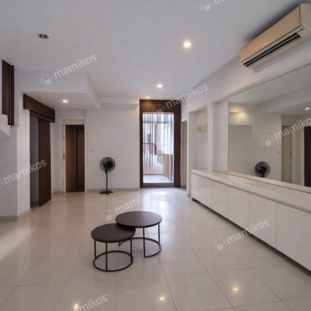 Rumah Sertifikat SHM 3 Kamar Tidur 3 Kamar Mandi Pondok Indah Jakarta Selatan - Photo 2