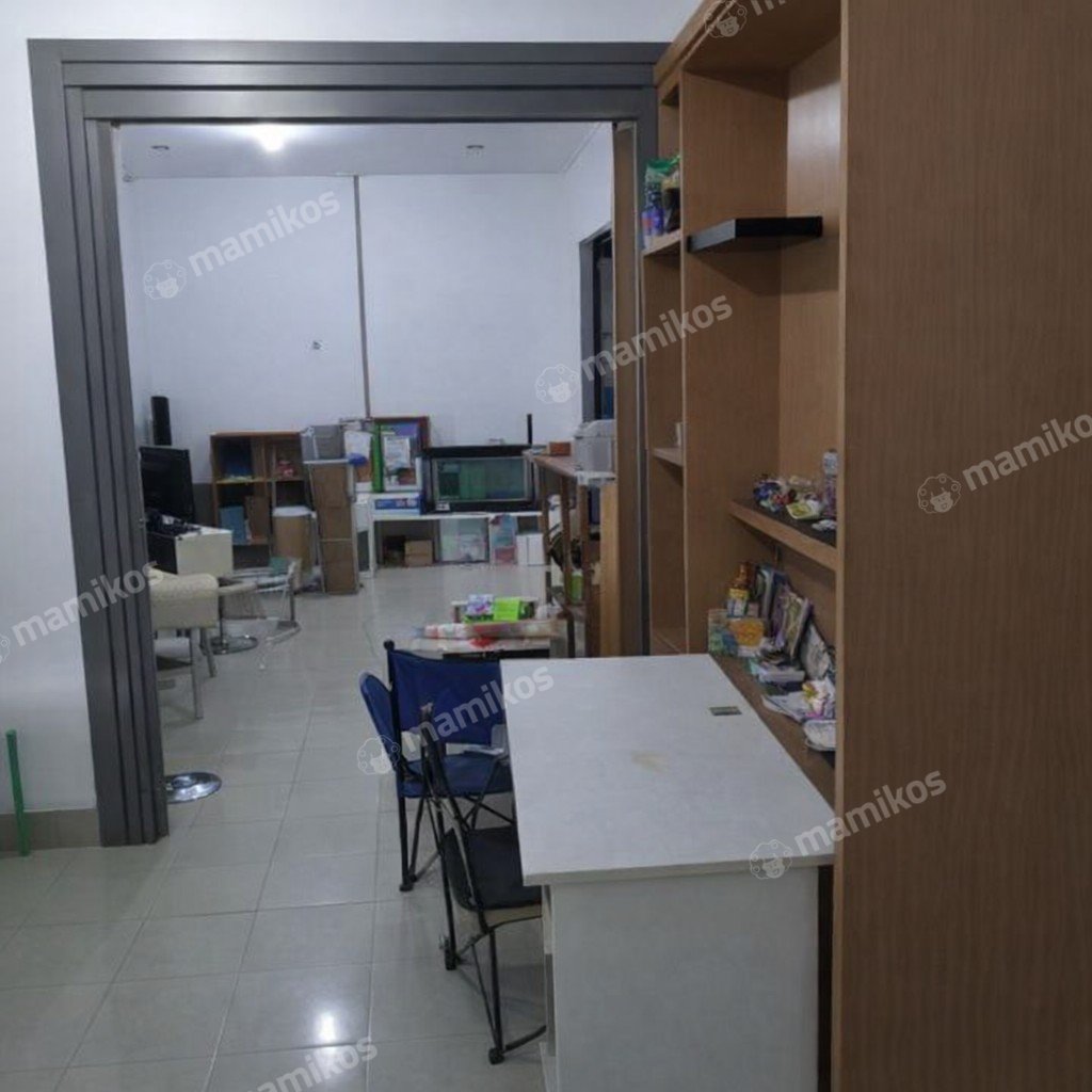 Rumah Sertifikat SHM 4 Kamar Tidur 3 Kamar Mandi Daan Mogot Jakarta Barat - Photo 4