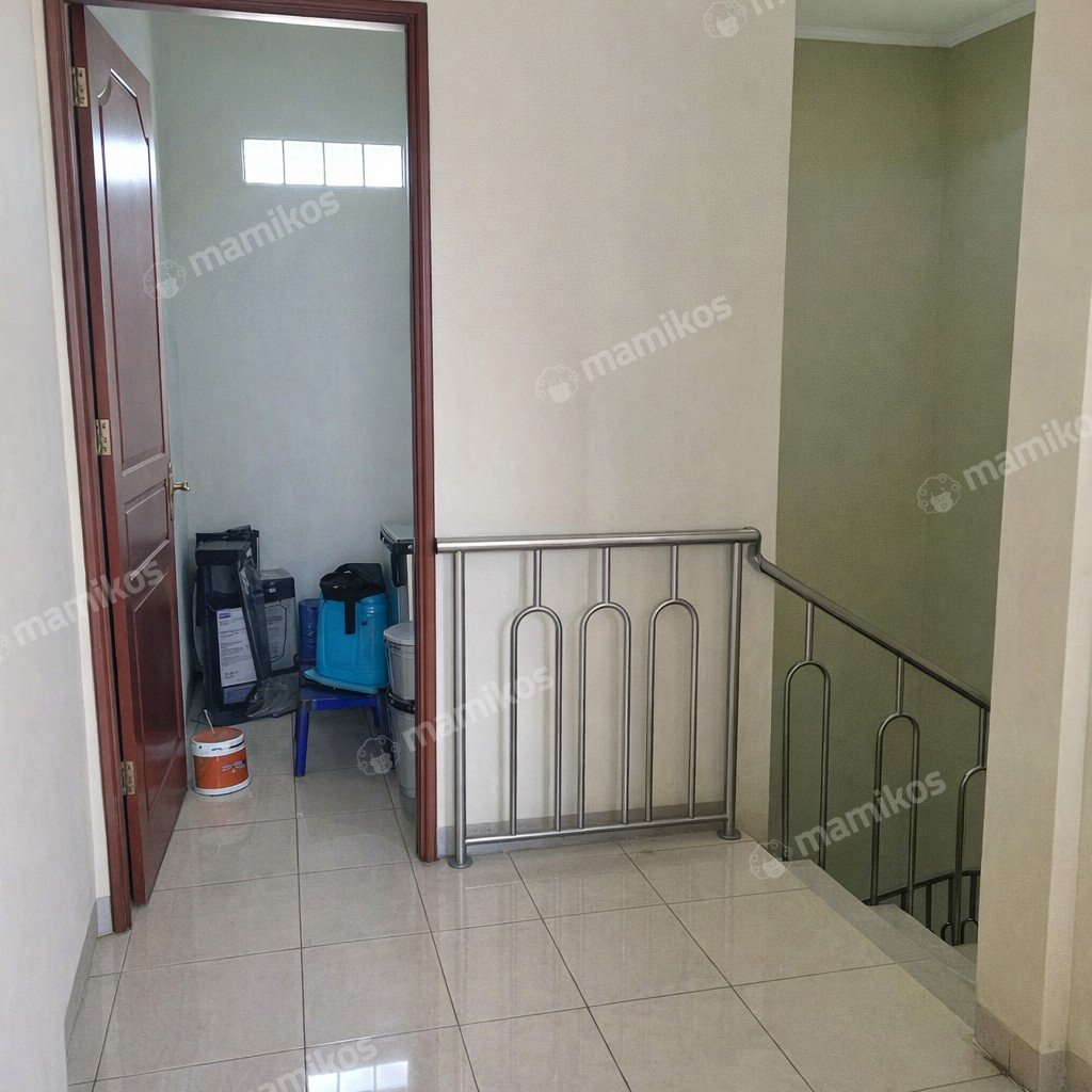 Rumah Sertifikat SHM 3 Kamar Tidur 3 Kamar Mandi Jembatan Lima Jakarta Barat - Photo 3