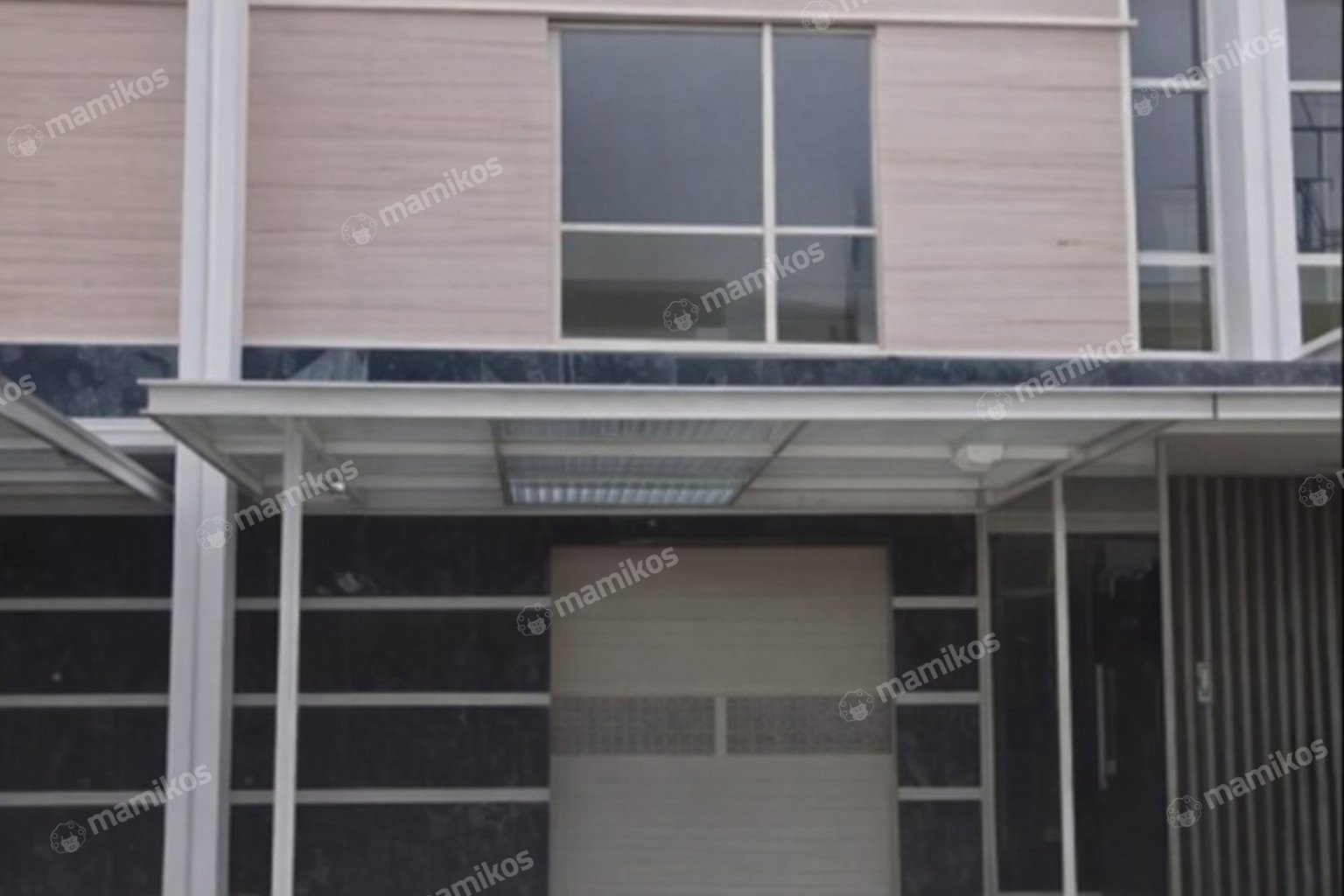 Rumah Sertifikat SHM 4 Kamar Tidur 4 Kamar Mandi Pantai Indah Kapuk Jakarta Utara