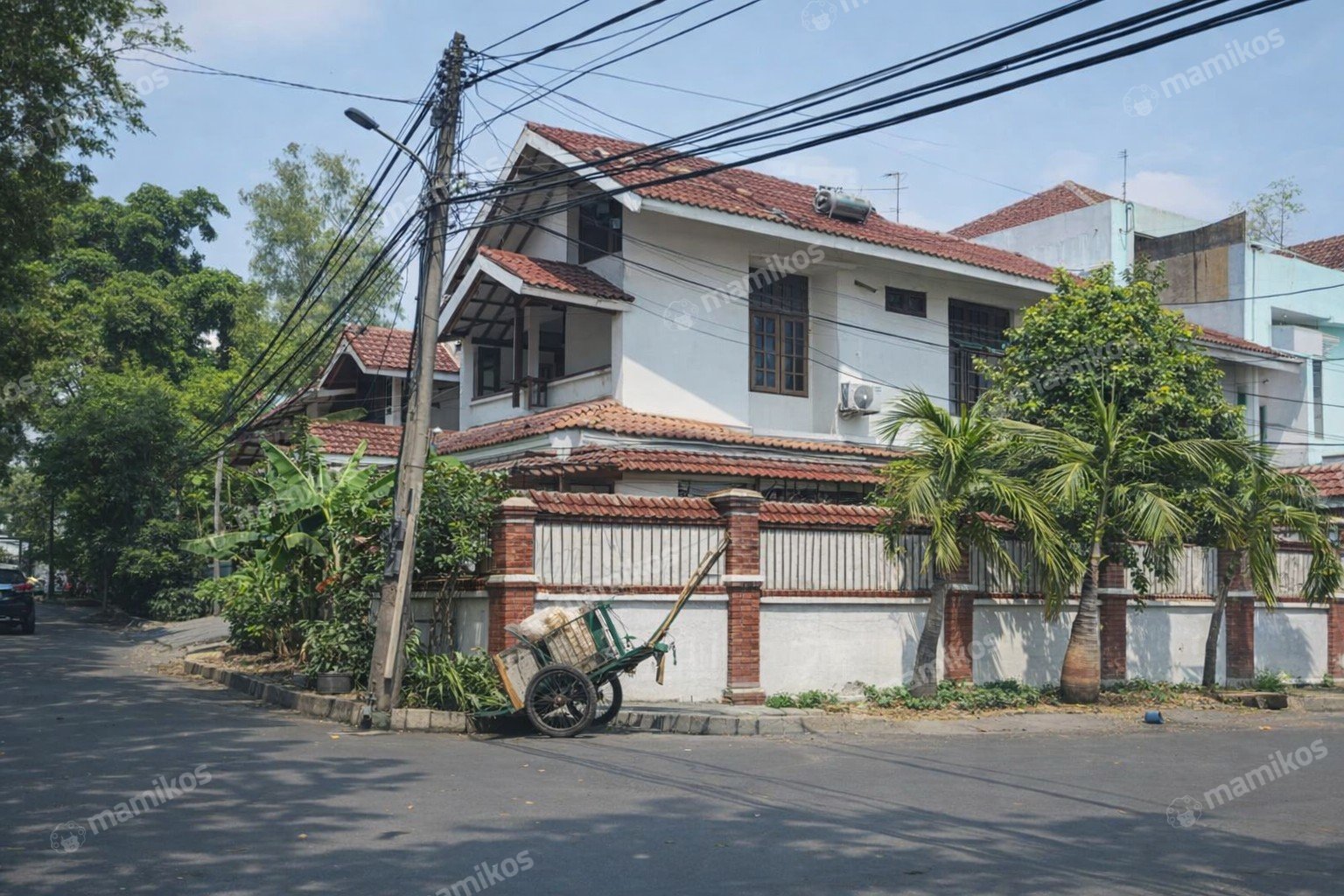 Rumah Sertifikat SHM 8 Kamar Tidur 2 Kamar Mandi Kelapa Gading Jakarta Utara
