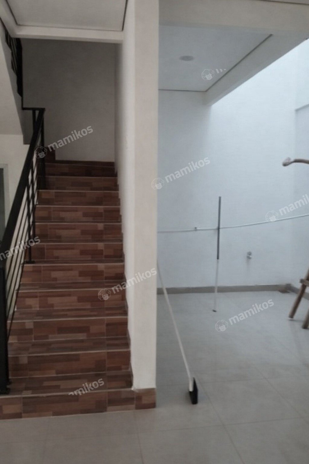 Rumah Sertifikat SHM 4 Kamar Tidur 4 Kamar Mandi Sunter Jakarta Utara - Photo 3