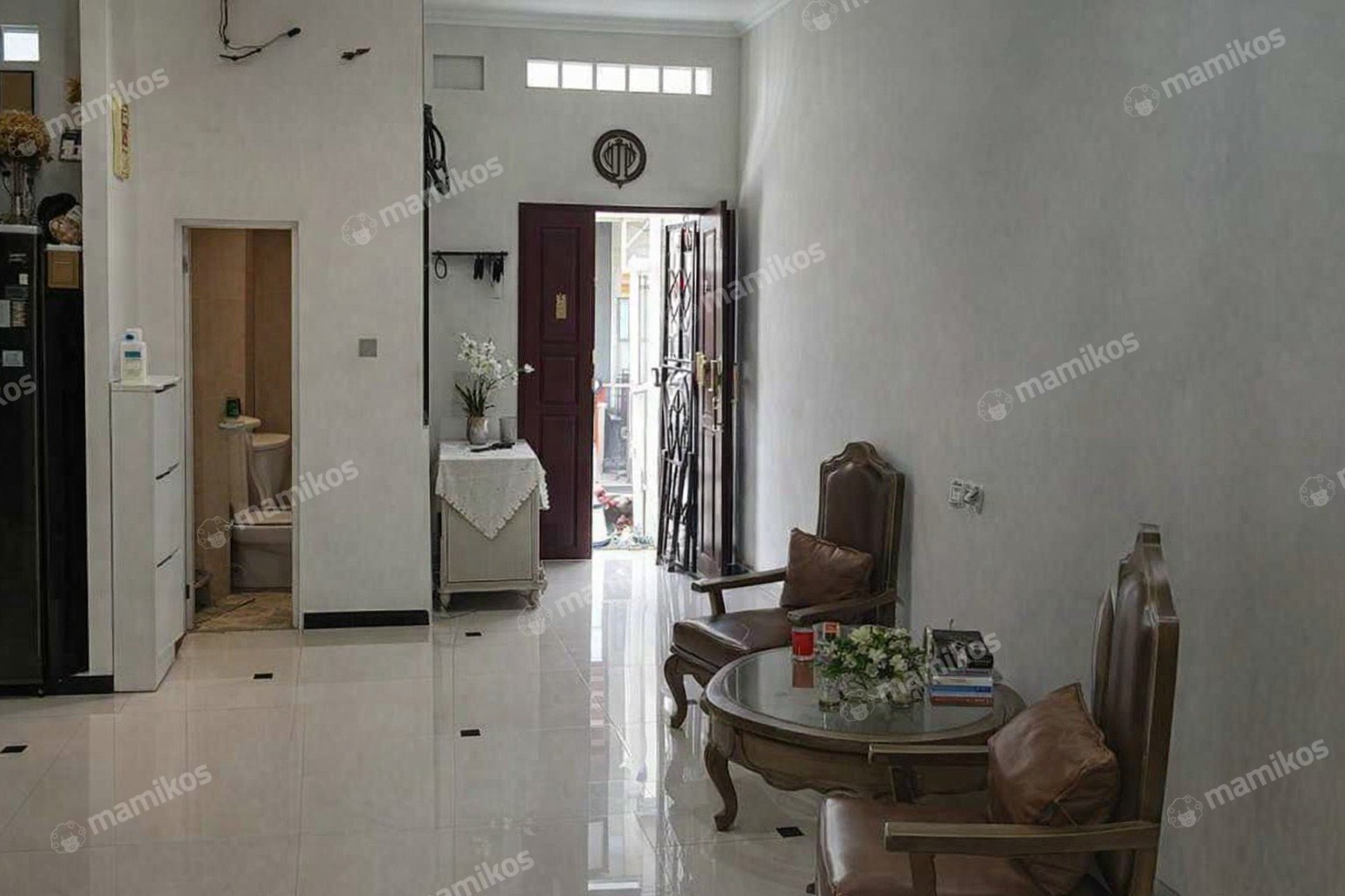 Rumah Sertifikat SHM 3 Kamar Tidur 3 Kamar Mandi Kedoya Jakarta Barat