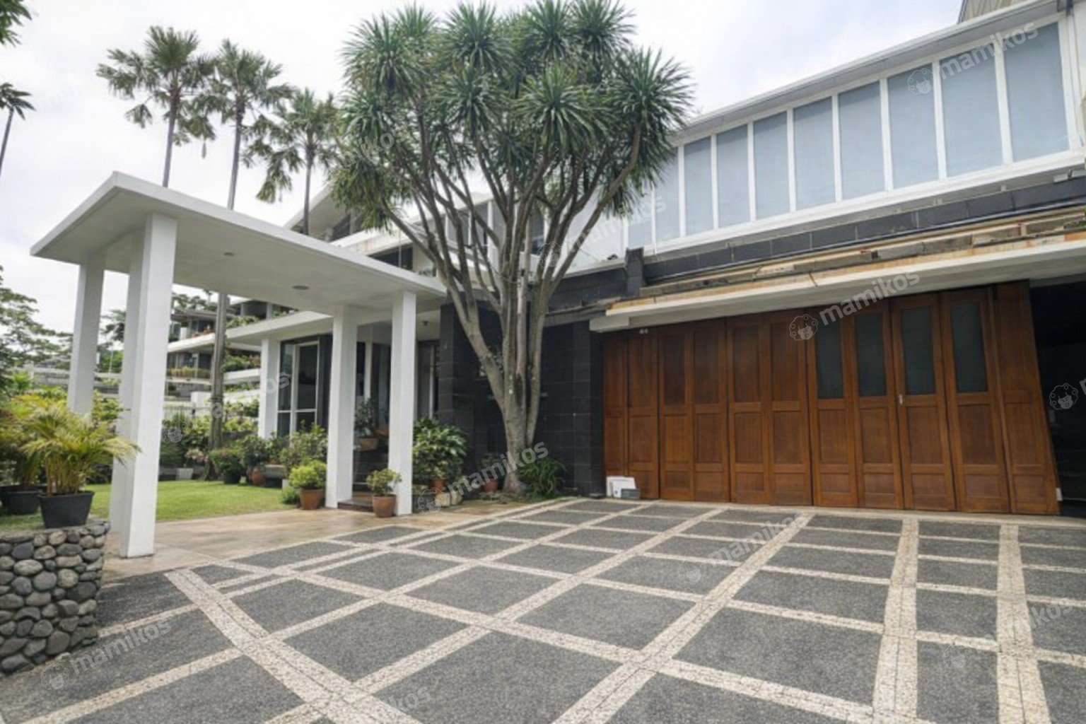 Rumah Sertifikat SHM 4 Kamar Tidur 4 Kamar Mandi Lebak Bulus Jakarta Selatan - Photo 2