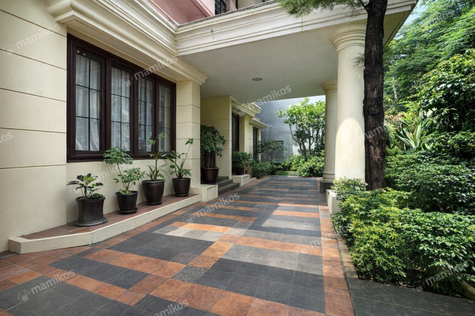 Rumah Sertifikat SHM 4 Kamar Tidur 4 Kamar Mandi Cilandak Jakarta Selatan