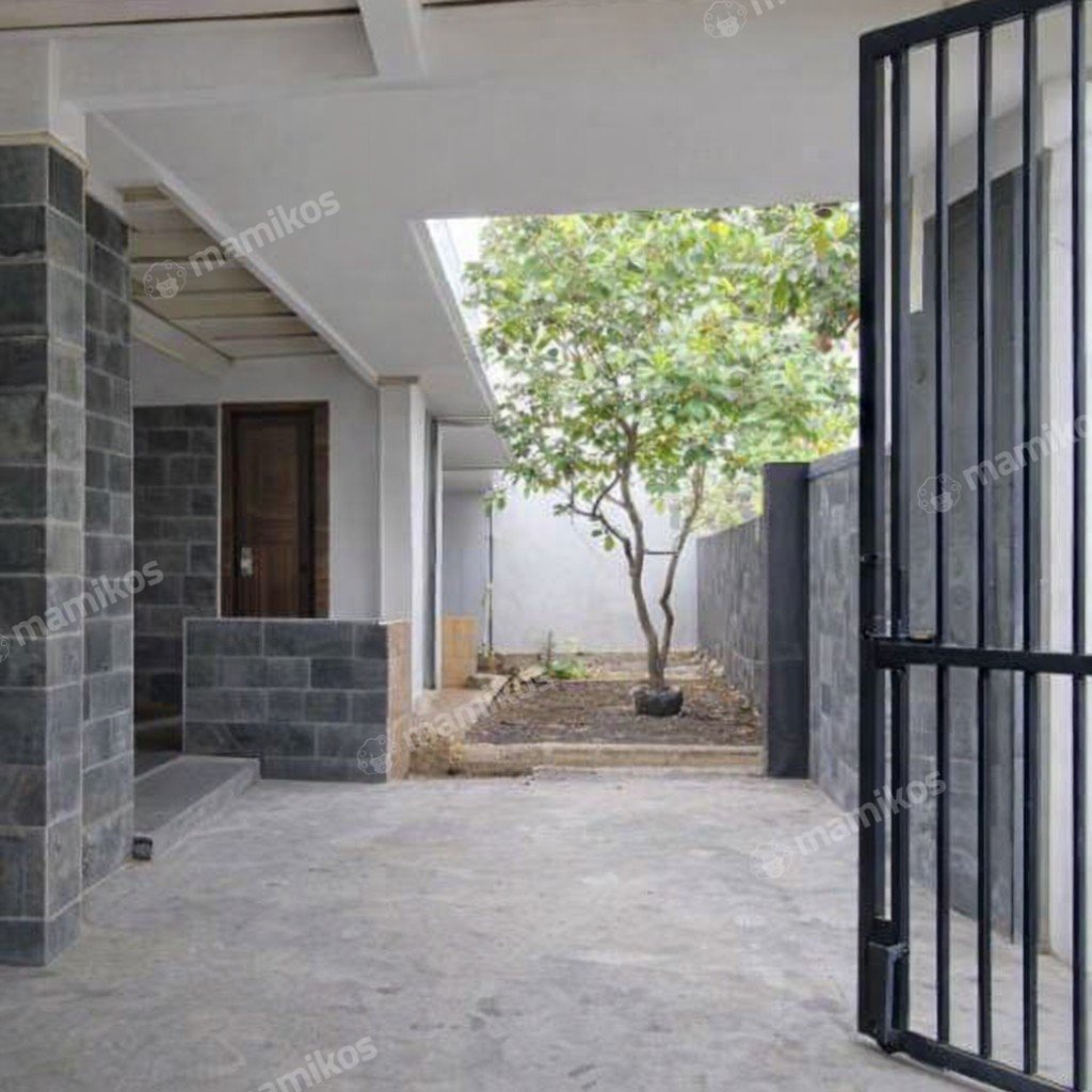 Rumah Sertifikat SHM 4 Kamar Tidur 3 Kamar Mandi Kebayoran Baru Jakarta Selatan - Photo 2
