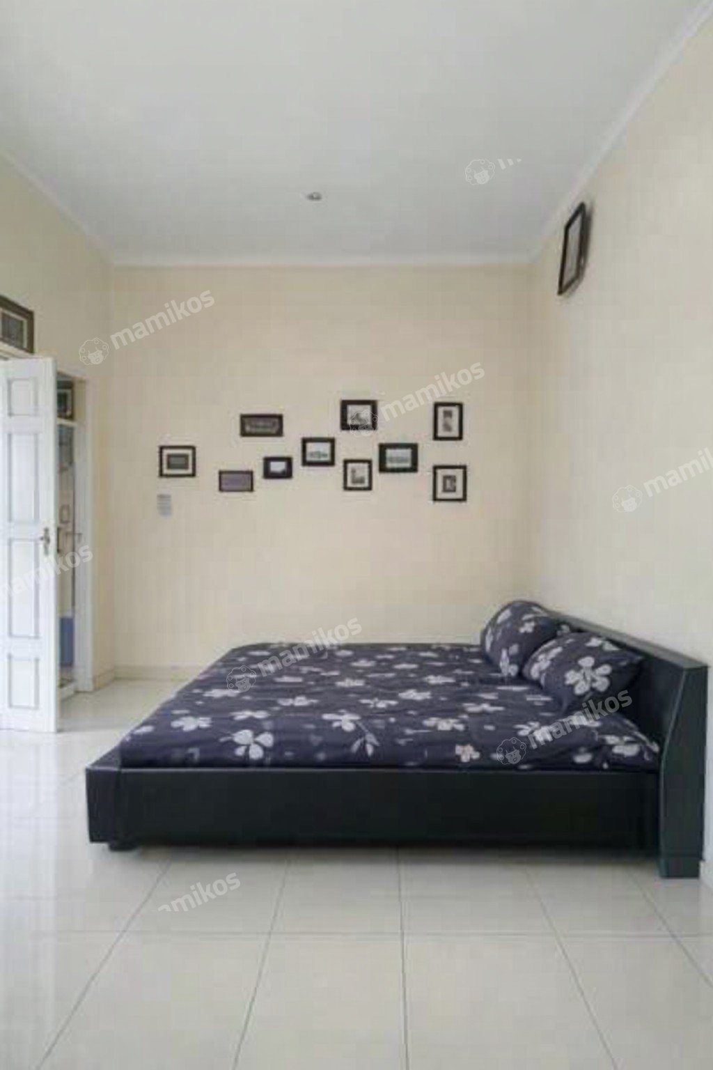 Rumah Sertifikat SHM 5 Kamar Tidur 4 Kamar Mandi Legenda Wisata Jakarta Timur - Photo 5