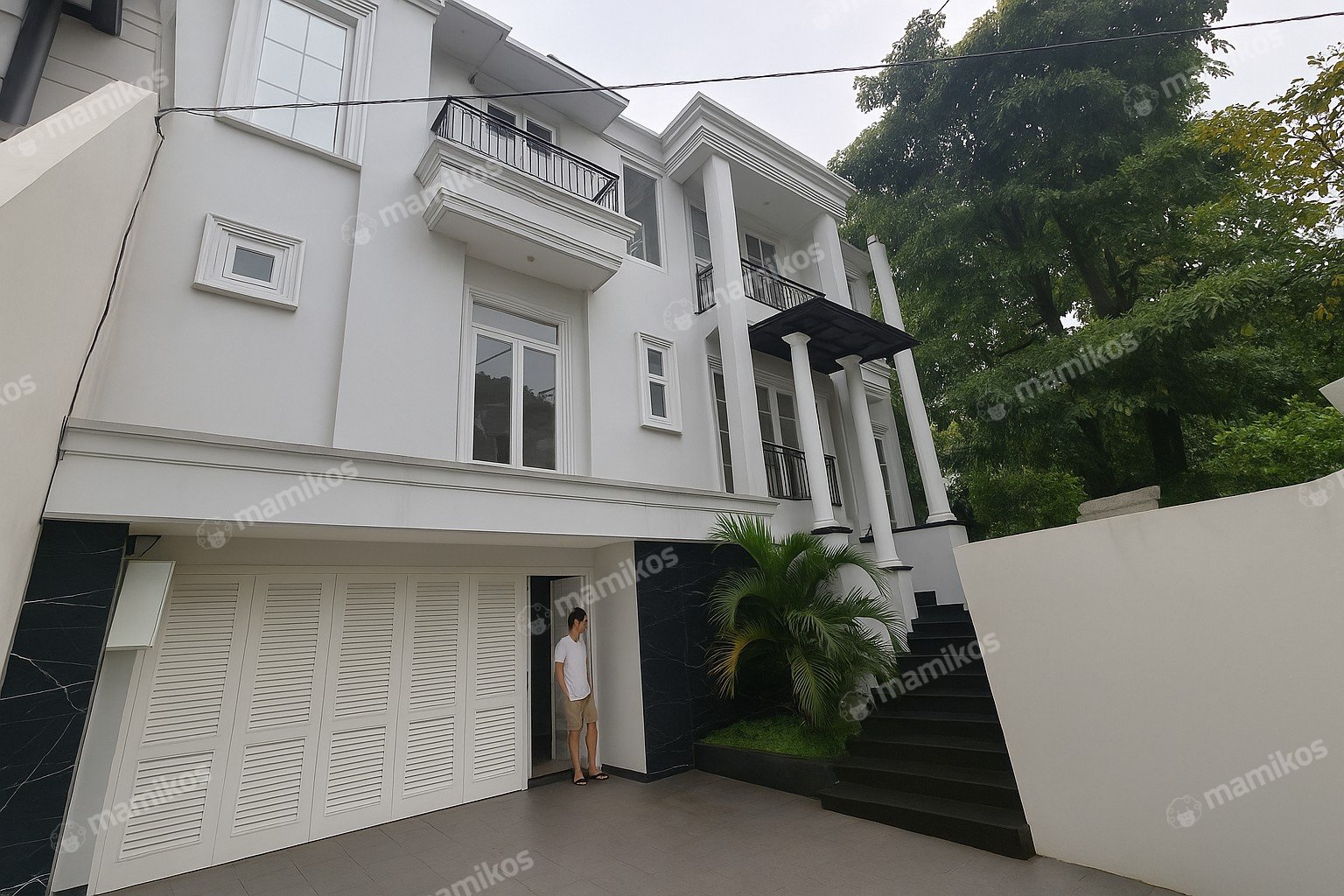 Rumah Sertifikat SHM 4 Kamar Tidur 4 Kamar Mandi Kebayoran Baru Jakarta Selatan
