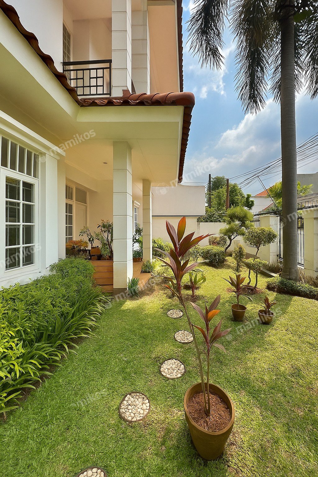 Rumah Sertifikat SHM 5 Kamar Tidur 4 Kamar Mandi Cilandak Jakarta Selatan - Photo 2