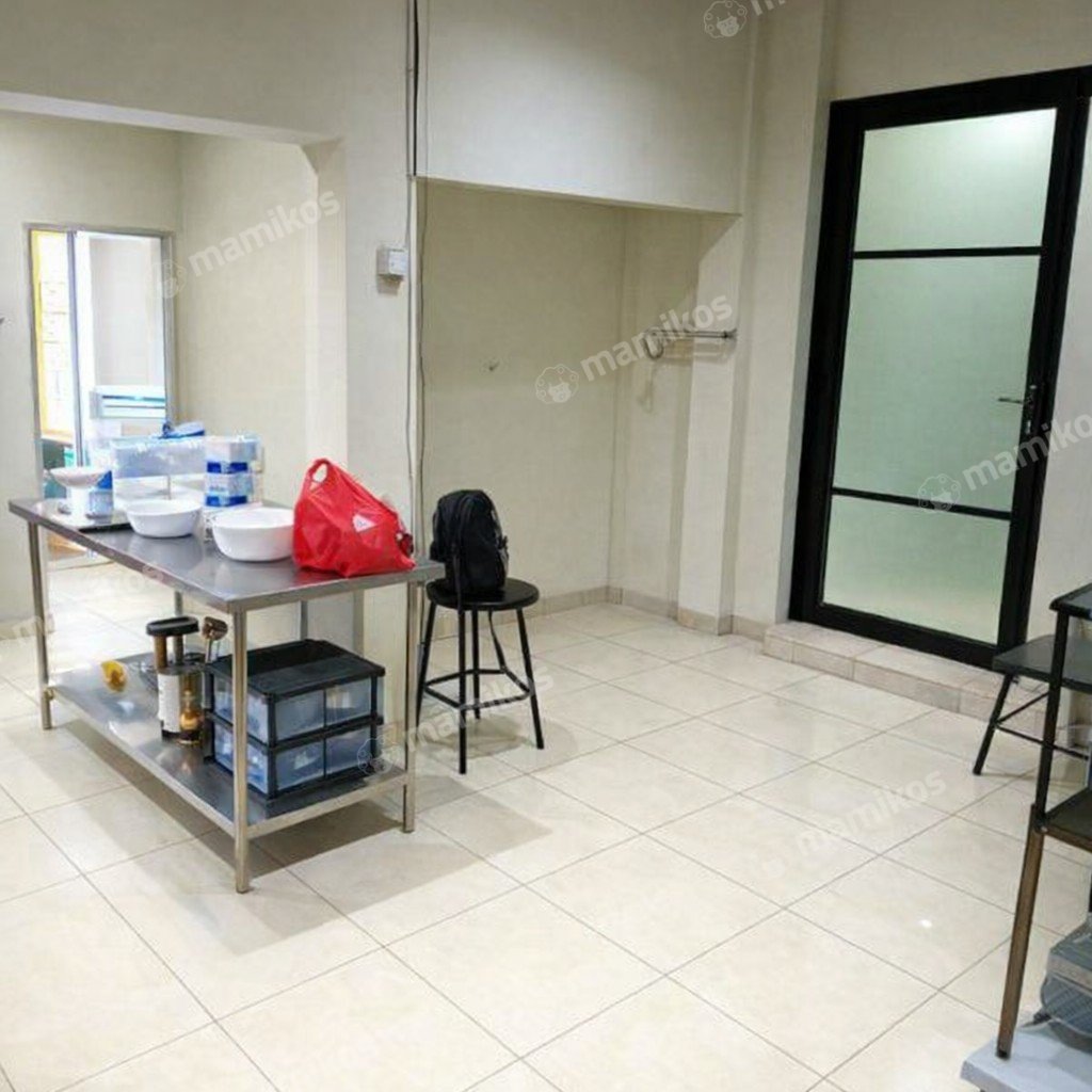Rumah 2 Kamar Tidur 2 Kamar Mandi 3 Lantai Roa Malaka Jakarta Barat - Photo 2