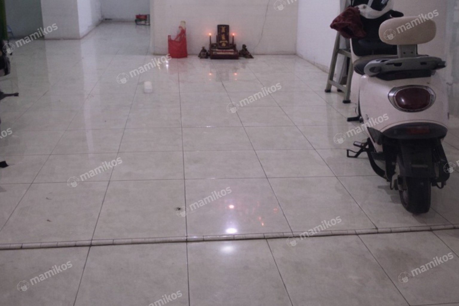 Rumah Sertifikat SHM 5 Kamar Tidur 4 Kamar Mandi Jelambar Jakarta Barat