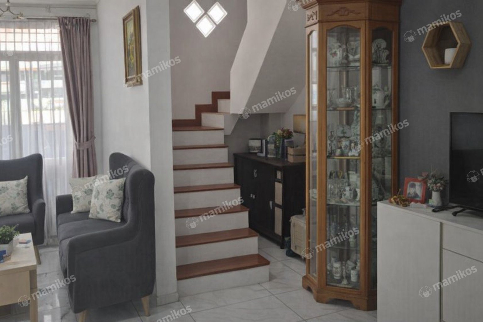 Rumah Sertifikat SHM 3 Kamar Tidur 3 Kamar Mandi Metland Puri Jakarta Barat - Photo 2