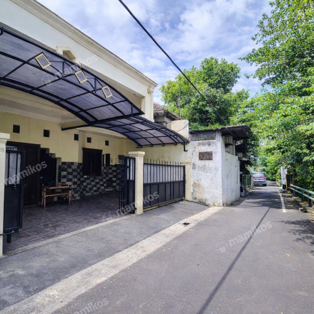 Rumah Sertifikat SHM 5 Kamar Tidur 4 Kamar Mandi Slipi Jakarta Barat - Photo 2