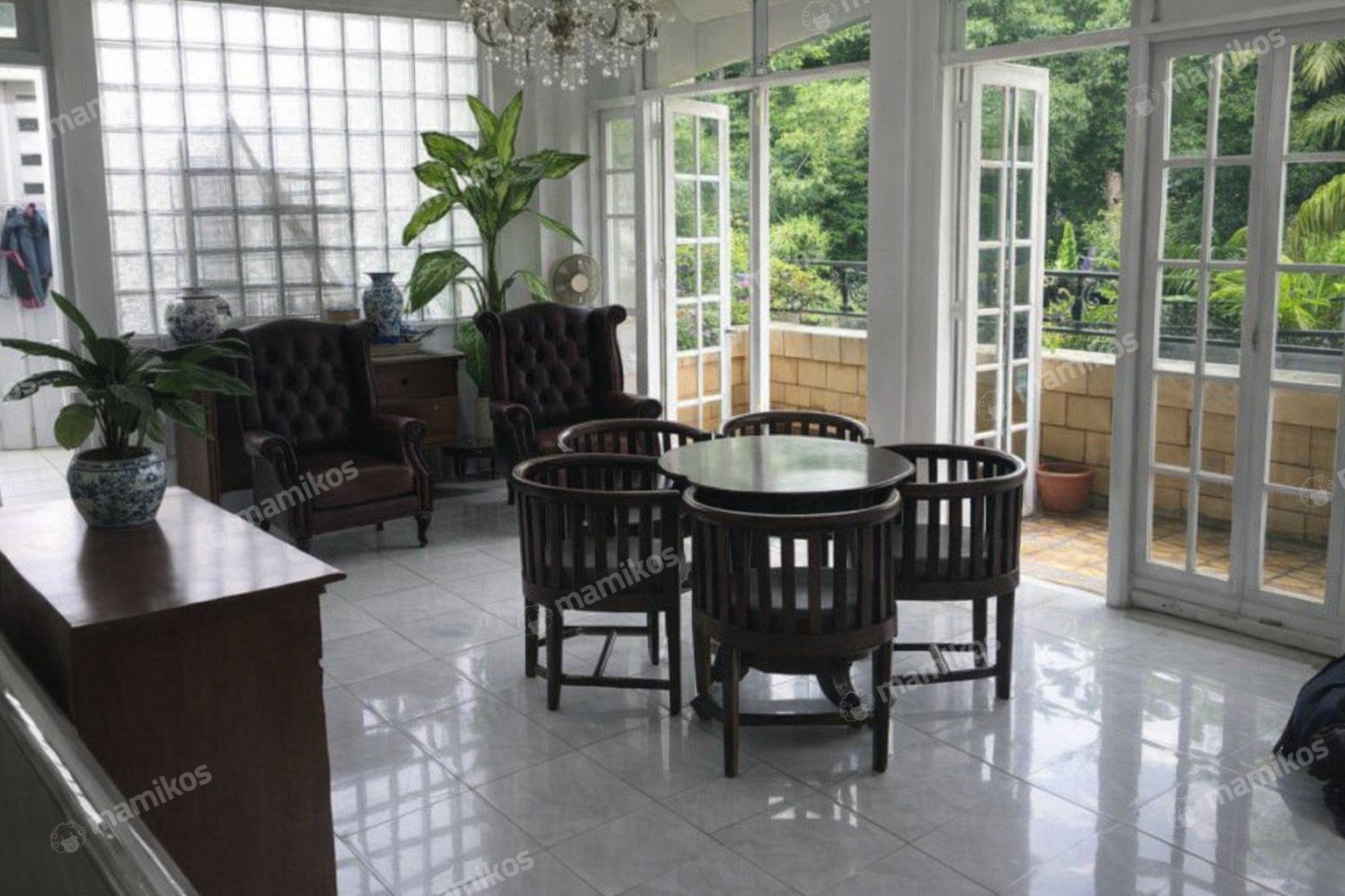 Rumah Sertifikat SHM 5 Kamar Tidur 3 Kamar Mandi Kebayoran Baru Jakarta Selatan